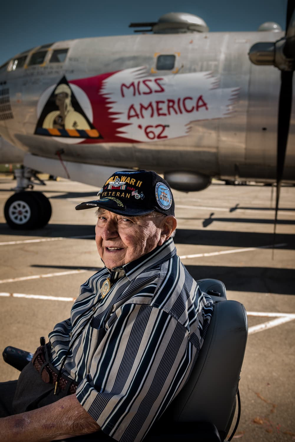 Ret. Lieutenant Colonel John Knebel with B29 Bomber