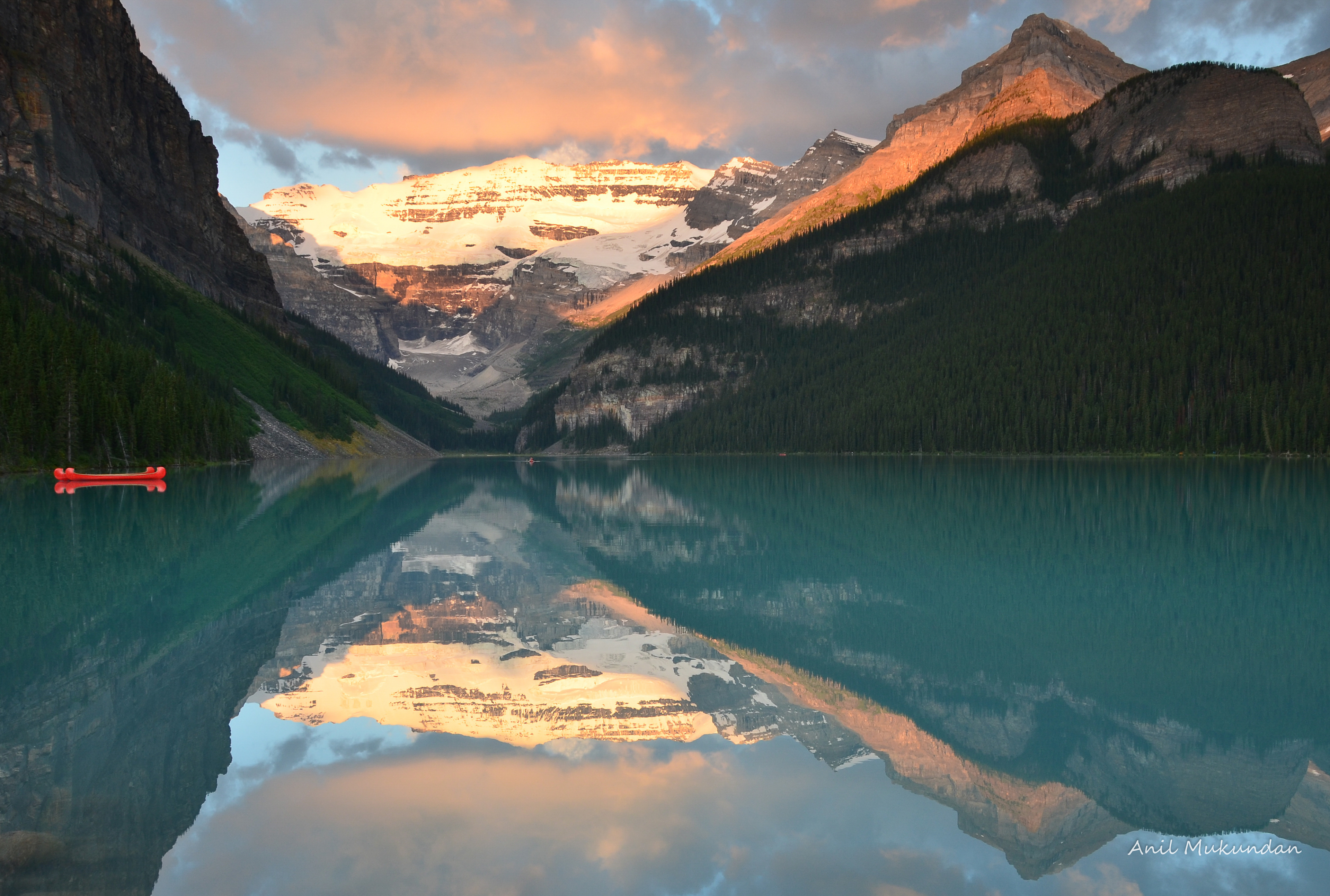 Sunrise on the Lake | Lake Louise, Alberta Canada