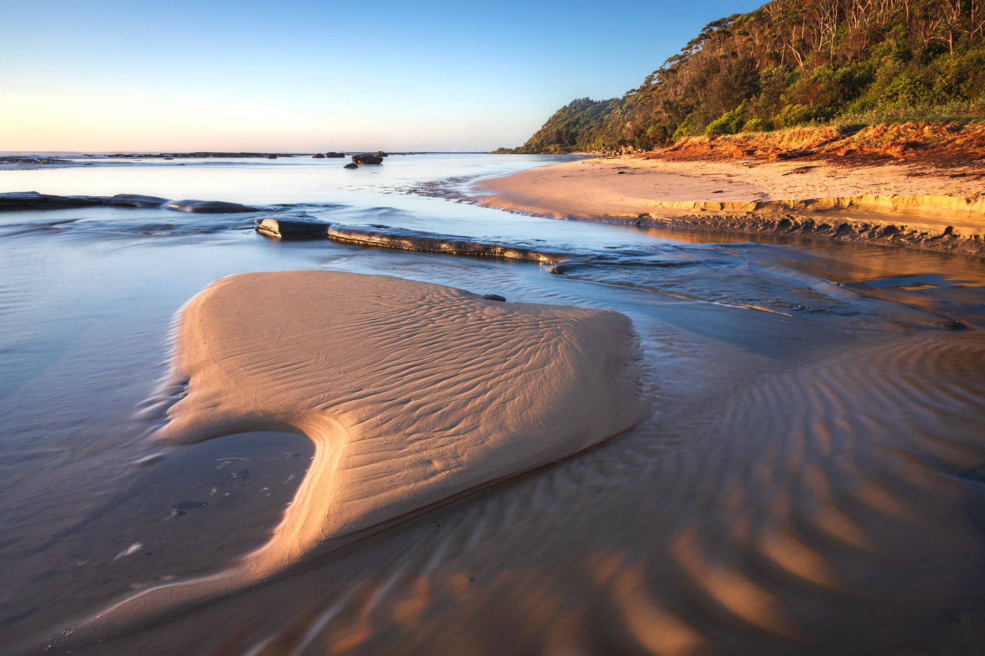 Bateau Bay