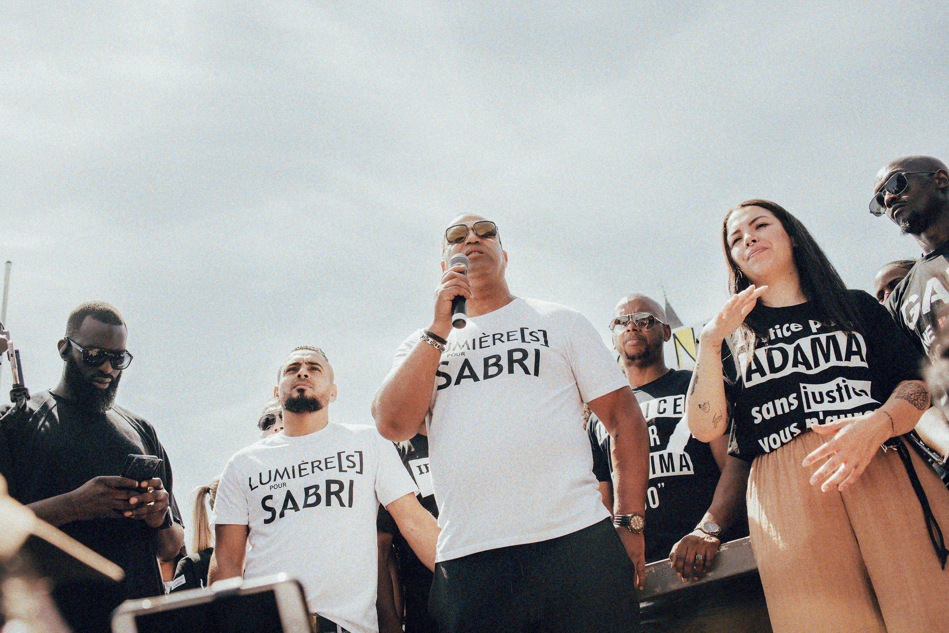 The family of Sabri Chouhbi speaks at the demonstration of the "Truth for Adama" committee. 18/07/20 - Beaumont sur Oise 