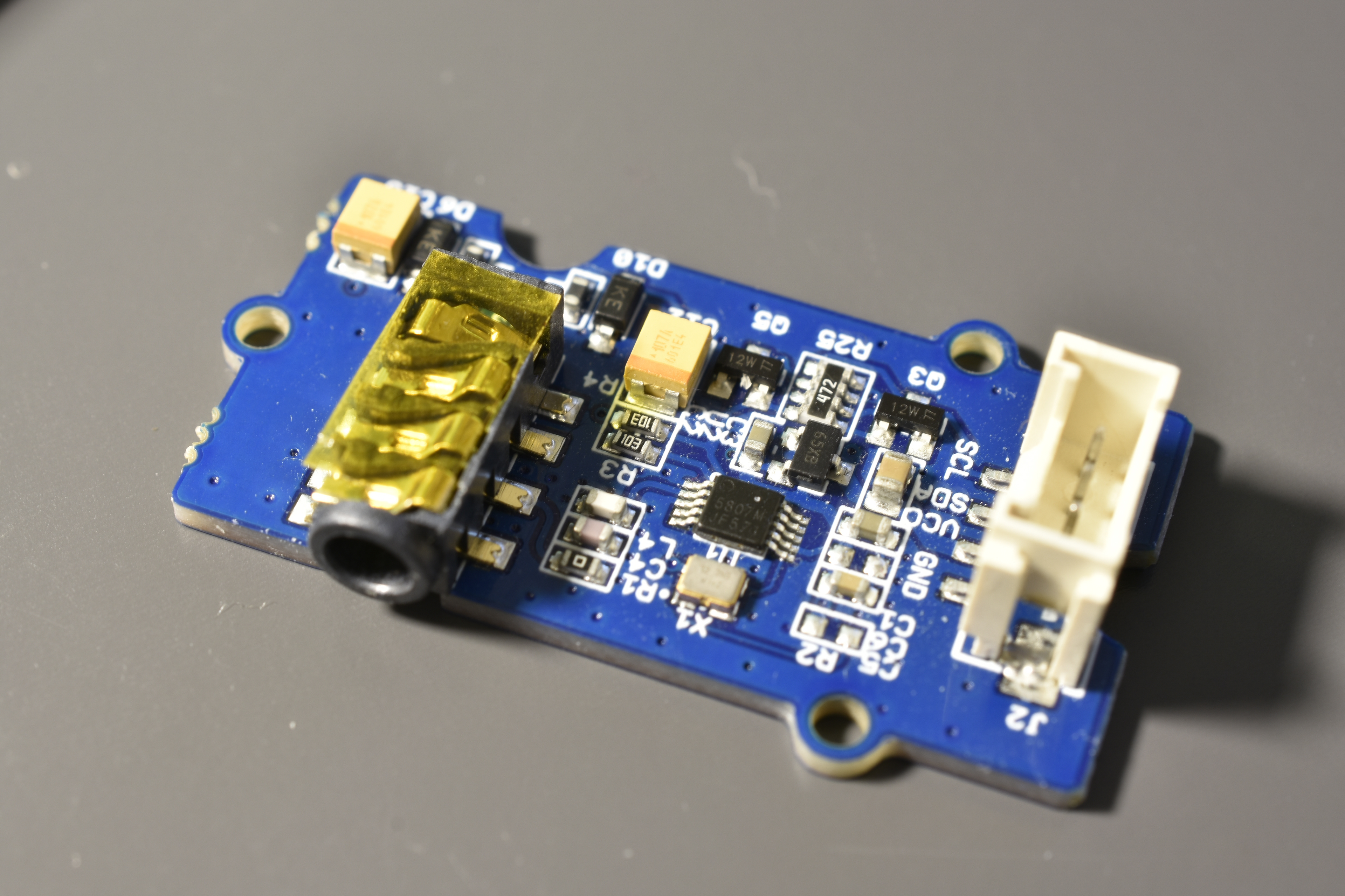 RDA5807M FM Chip With Supporting Amplifier
