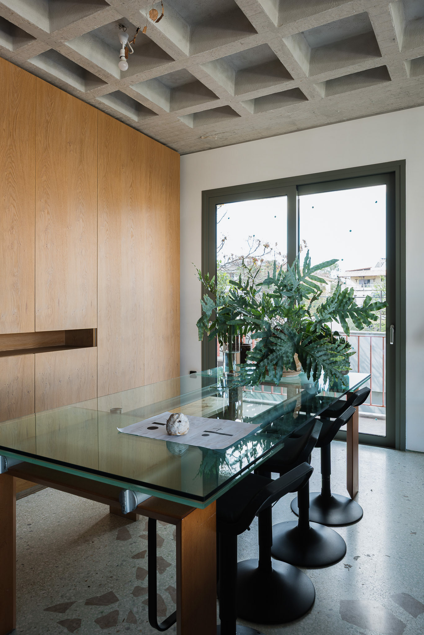 Three Object Apartment | DeMachinas