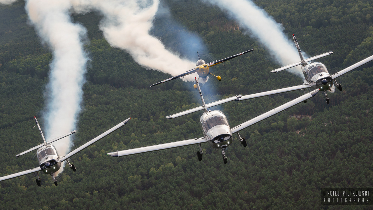Cellfast Flying Team