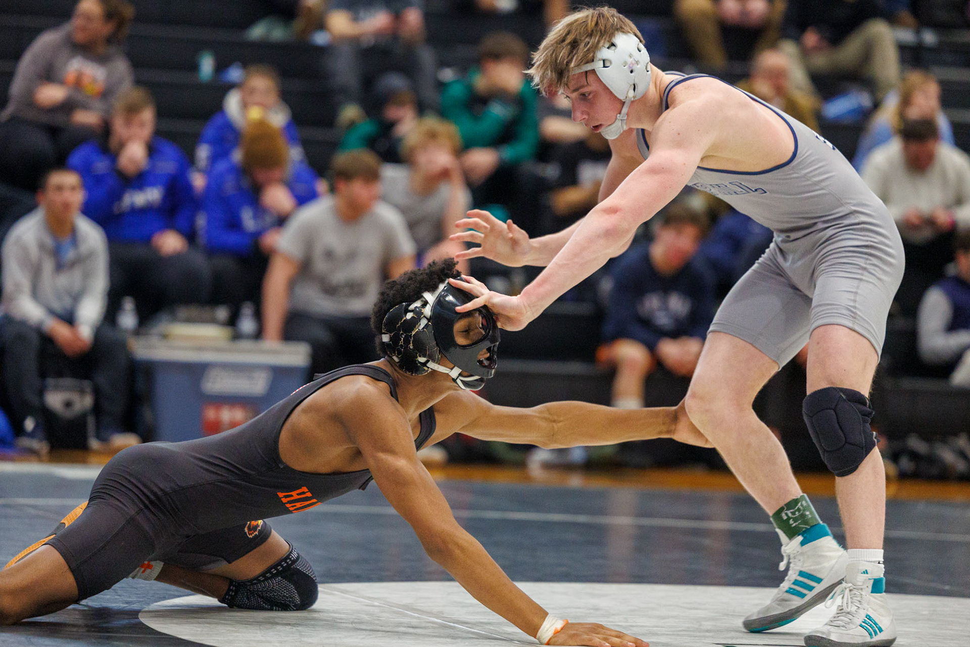 139 - George Miller pinned Ezekiel Abell (Hanover), 3:55