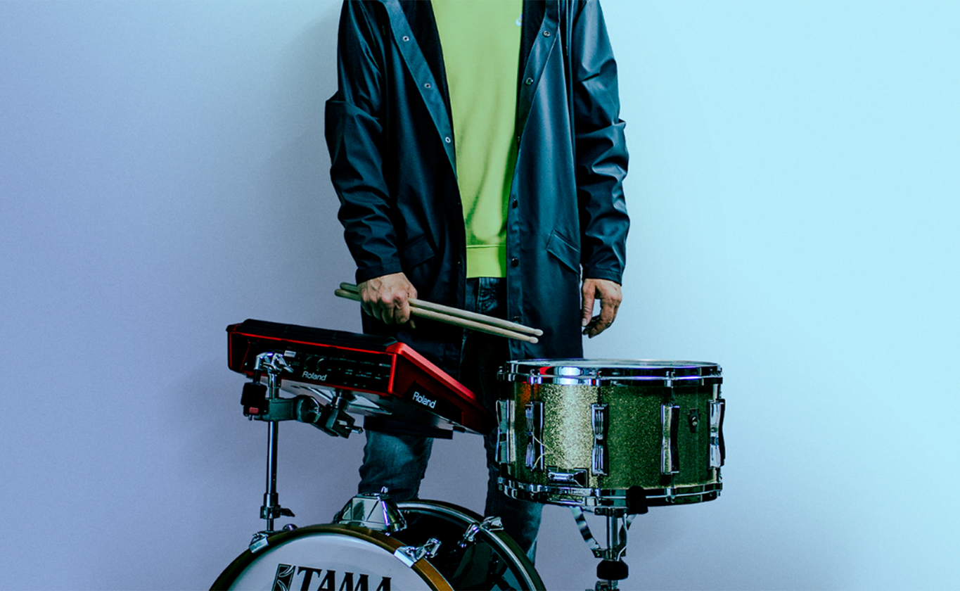 grayscaleye_photoshooting_promotional_instruments