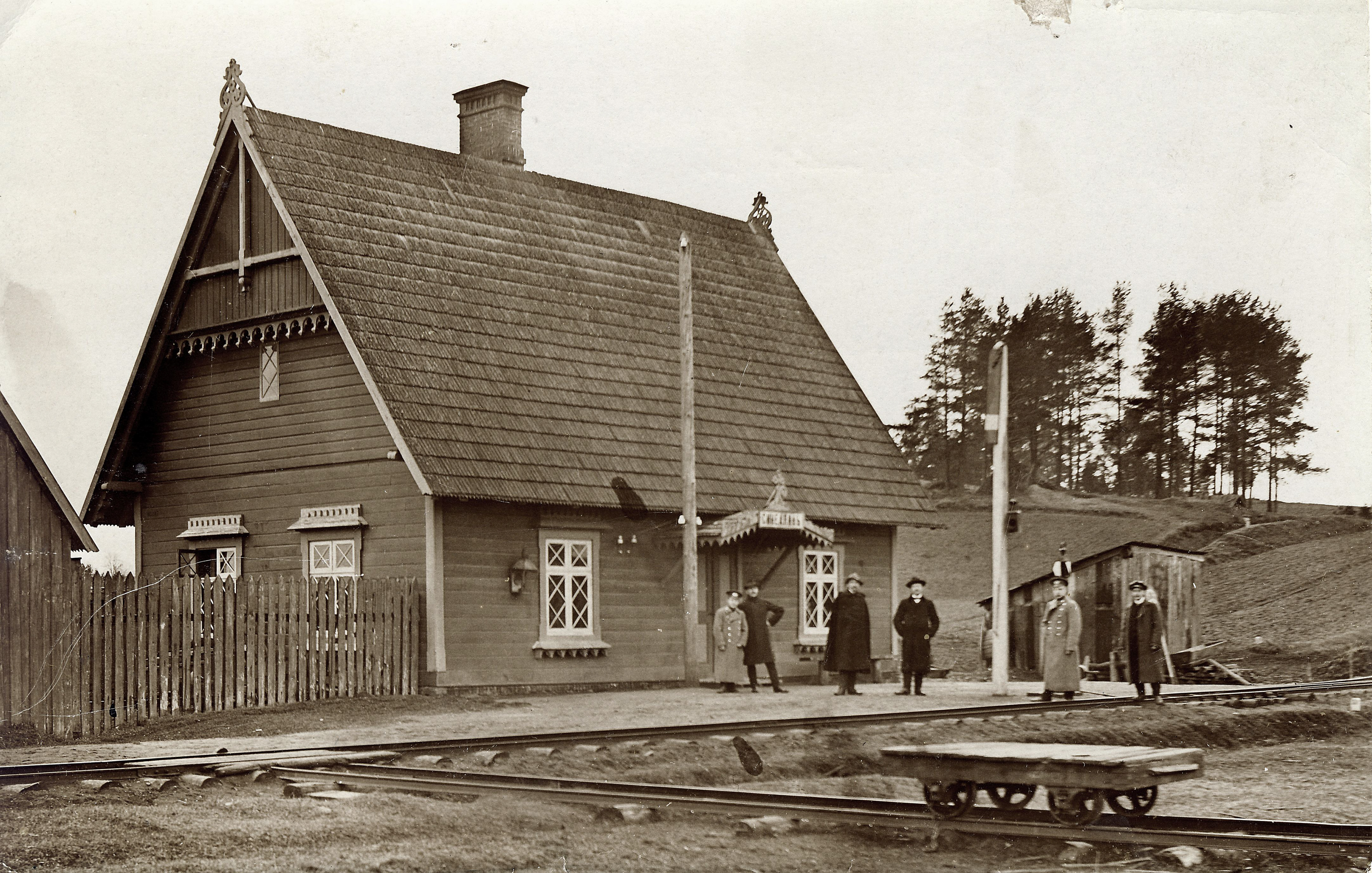 4 km. Sinialliku jaam, u. 1905. Sinialliku station, ca 1905. Mehis Helme fotokogu.