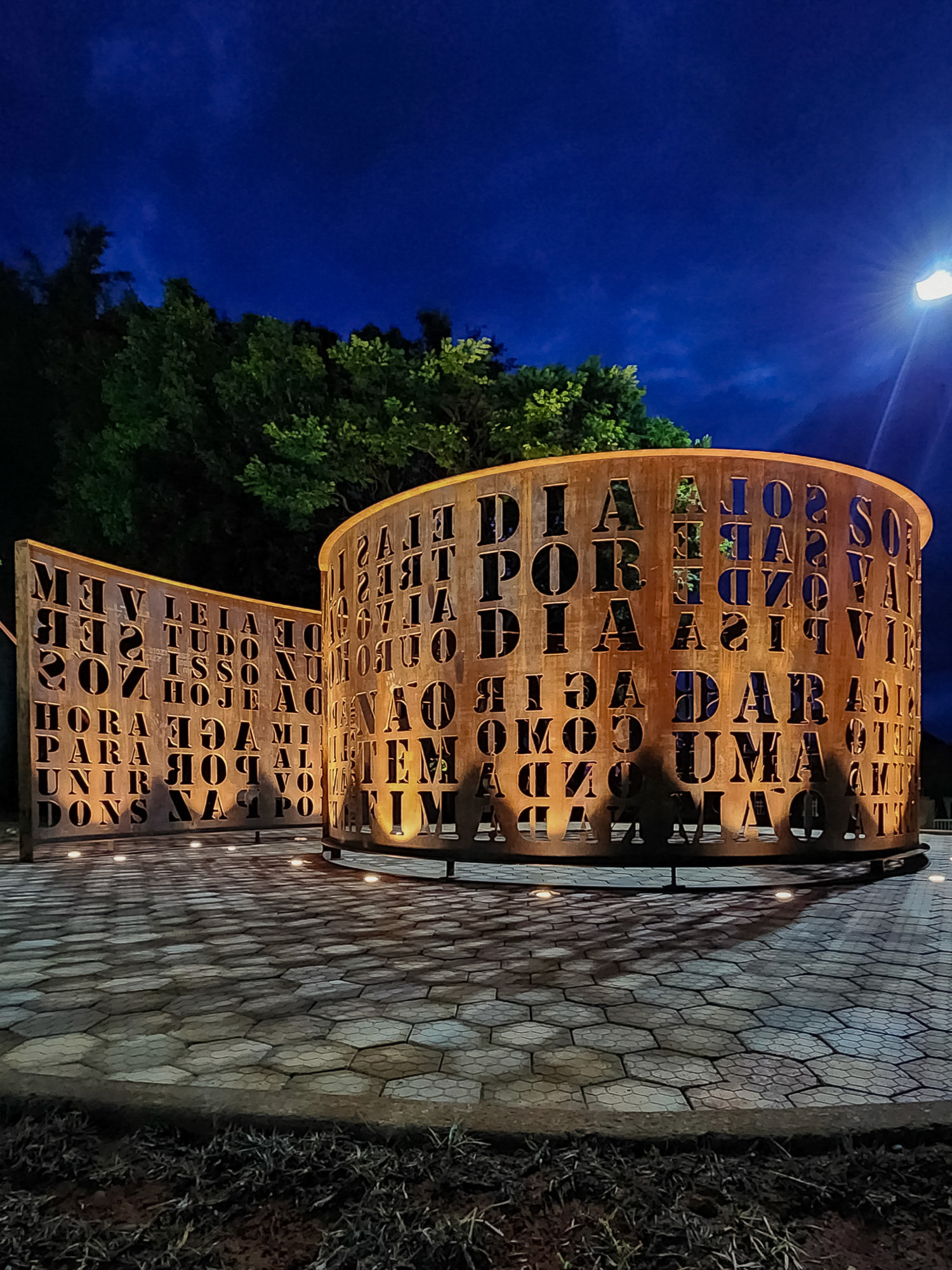 Versilindro - Três Marias / MG / Brasil