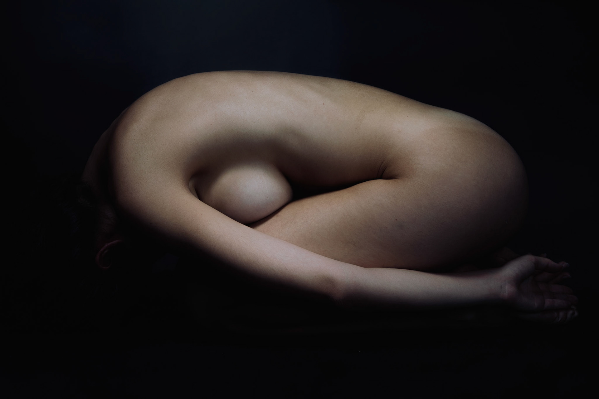 Fotografia di nudo fine art scattata a Cagliari