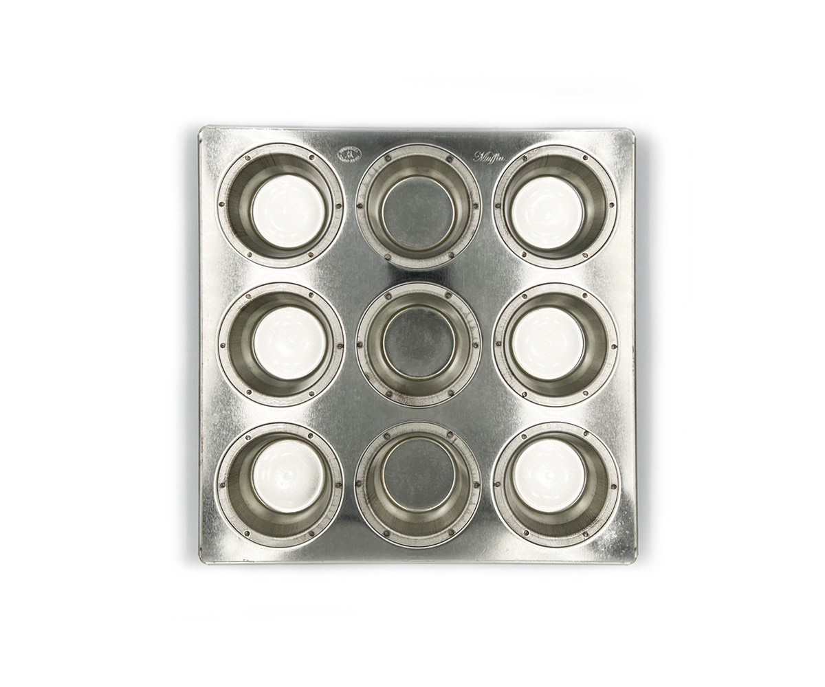 Silicone-coated SV Traditional Muffin Pan (9 pieces)