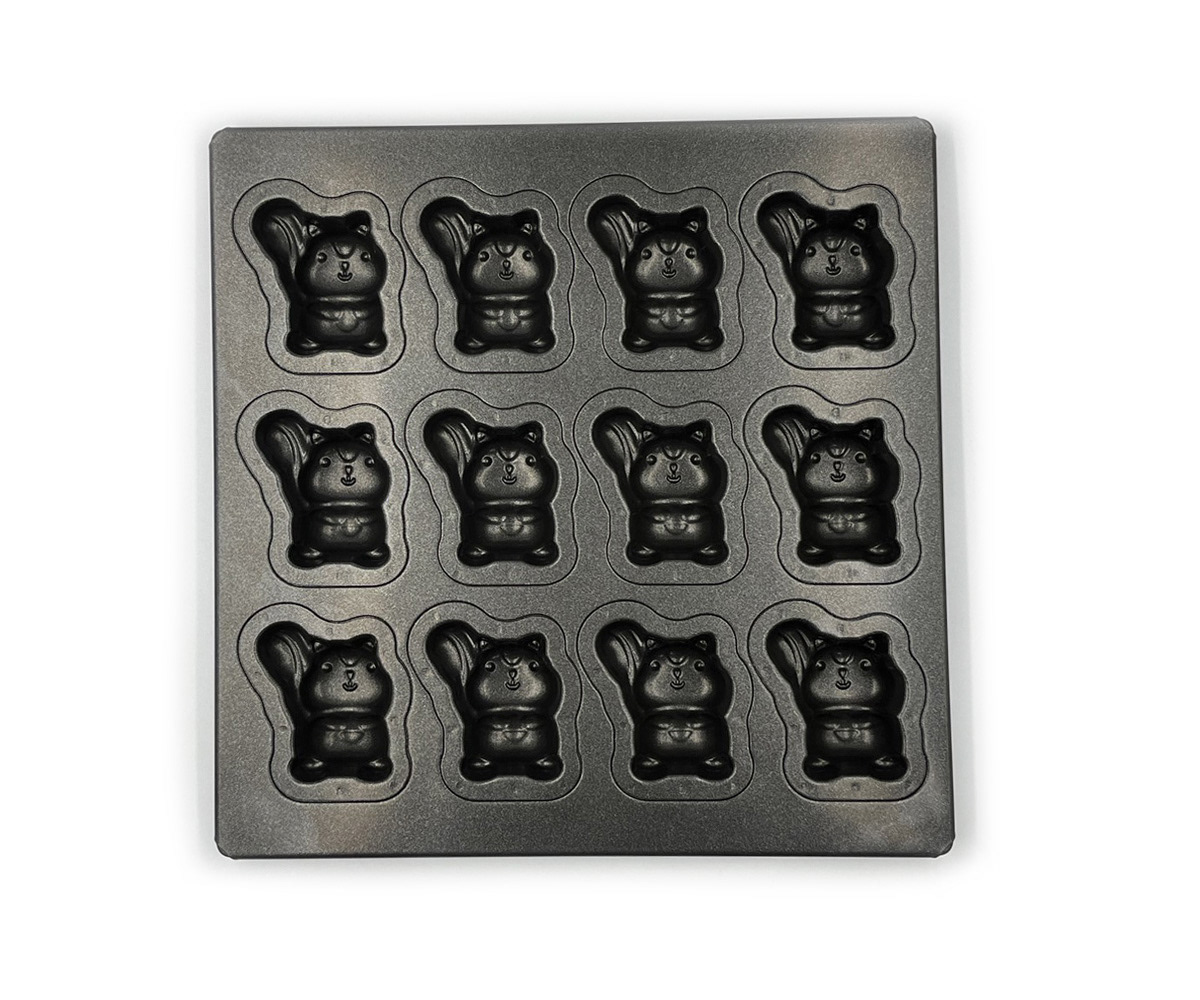 Teflon-coated MB Squirrel Pan (12 pieces)