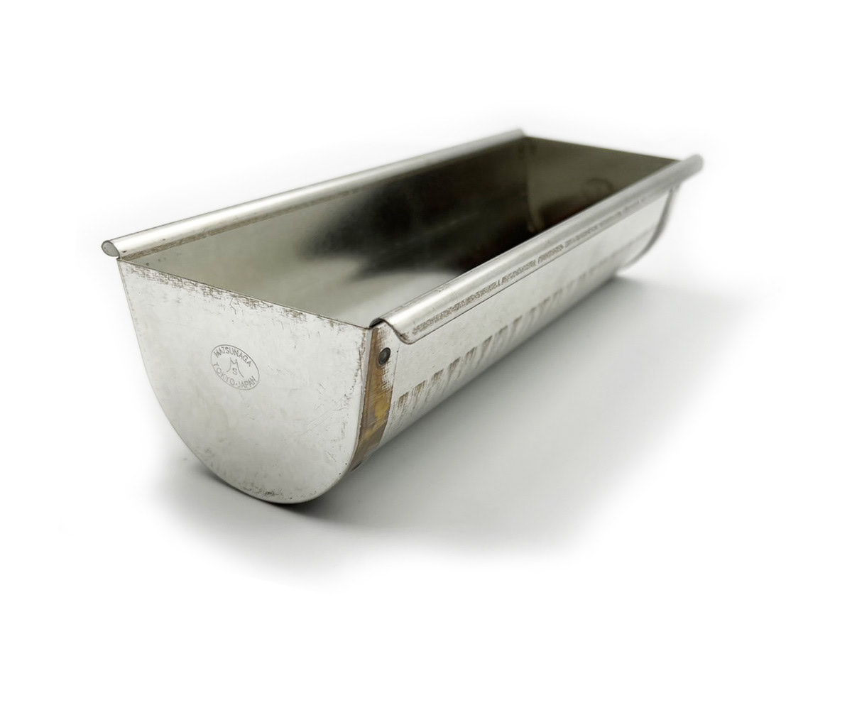Silicon Coated SV Moravian Long Loaf Pan