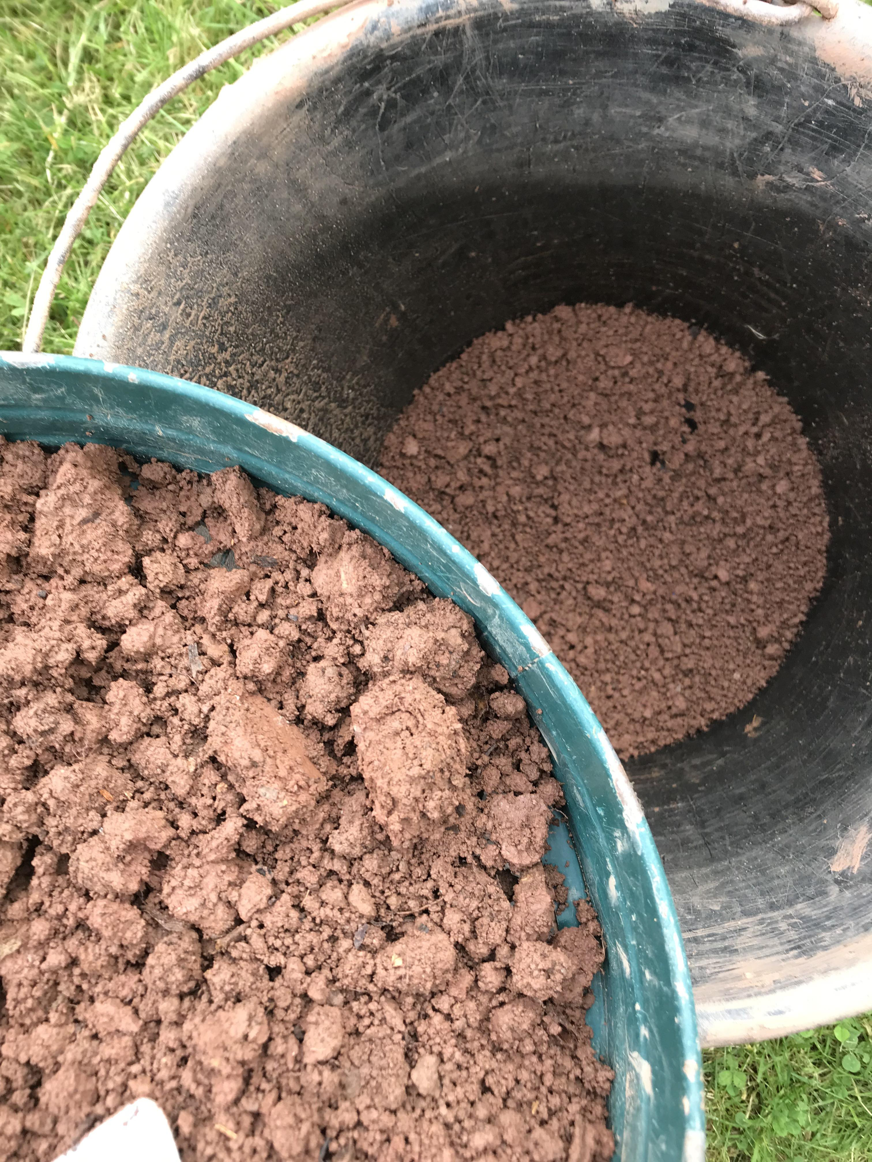 I screened batches of North Herefordshire clay through varying sized screens