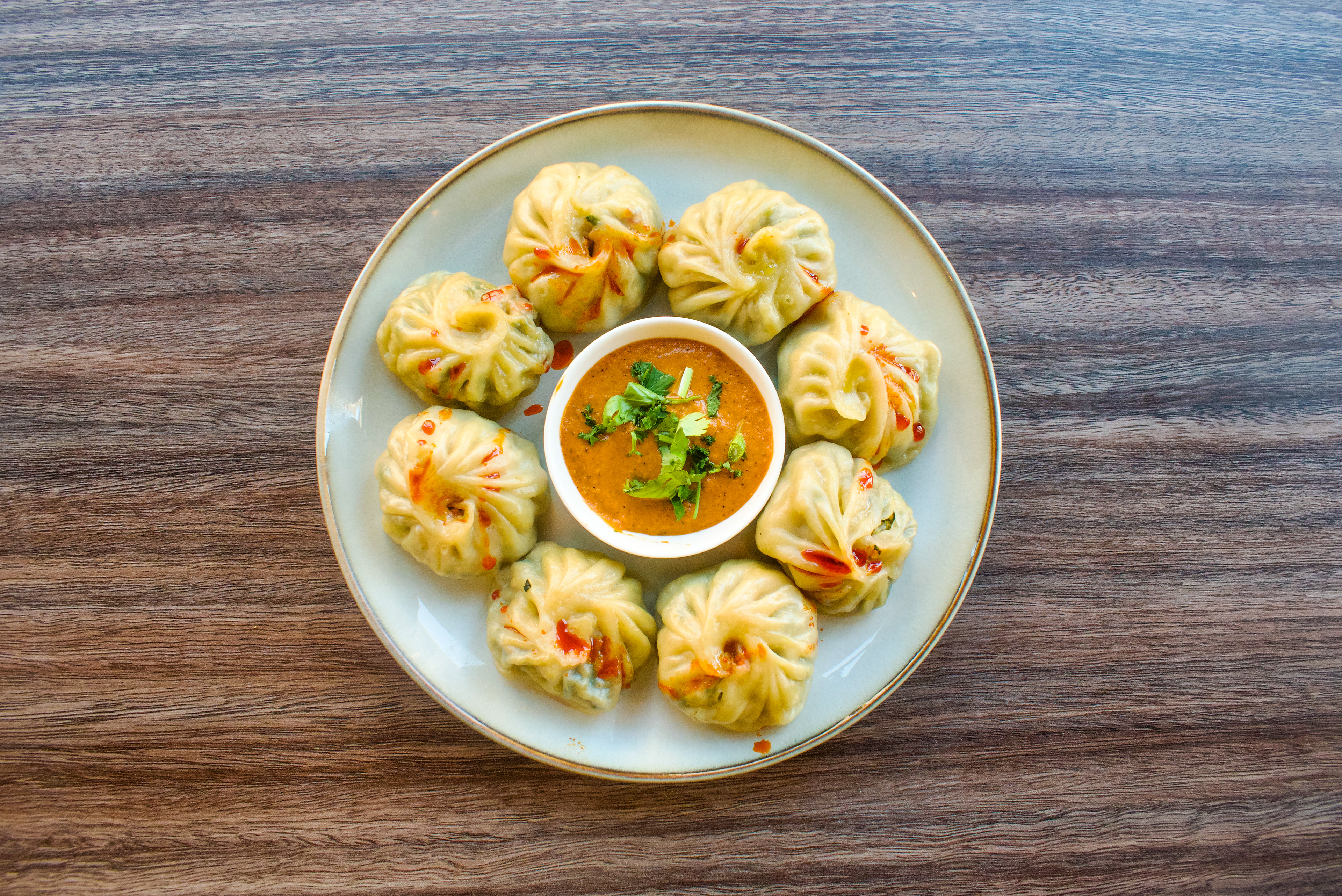 Momos