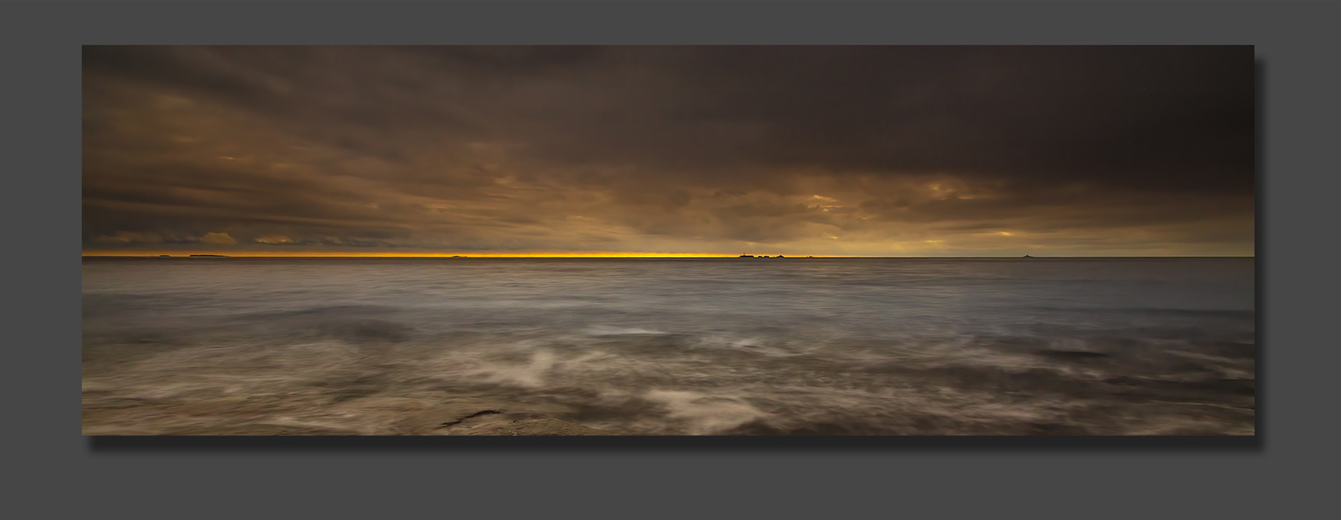 Hvalerdypet_9943 - 33x100 cm - Pris kr. 2800,-