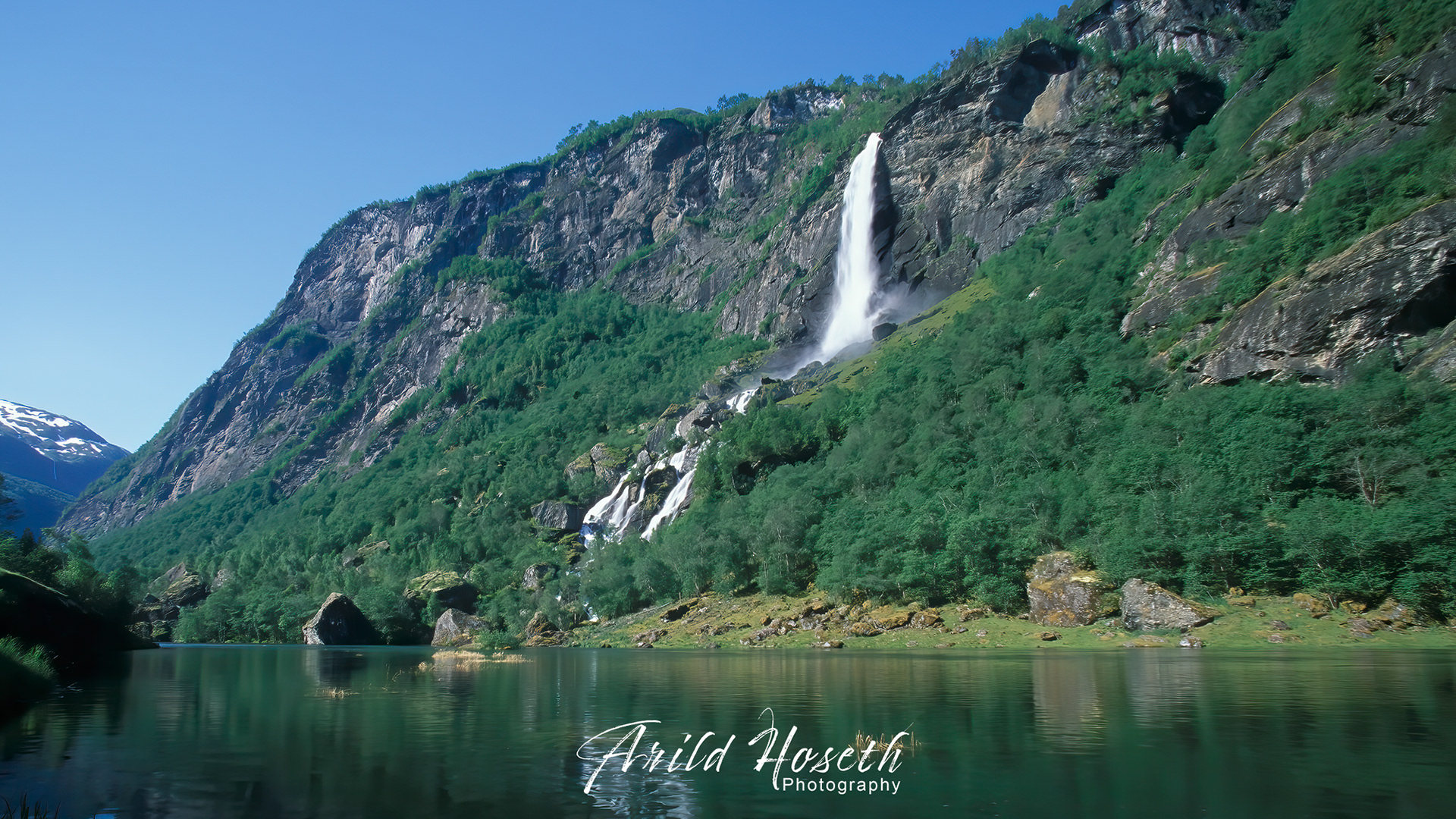 L4015 - Rjondanefossen i Flåm