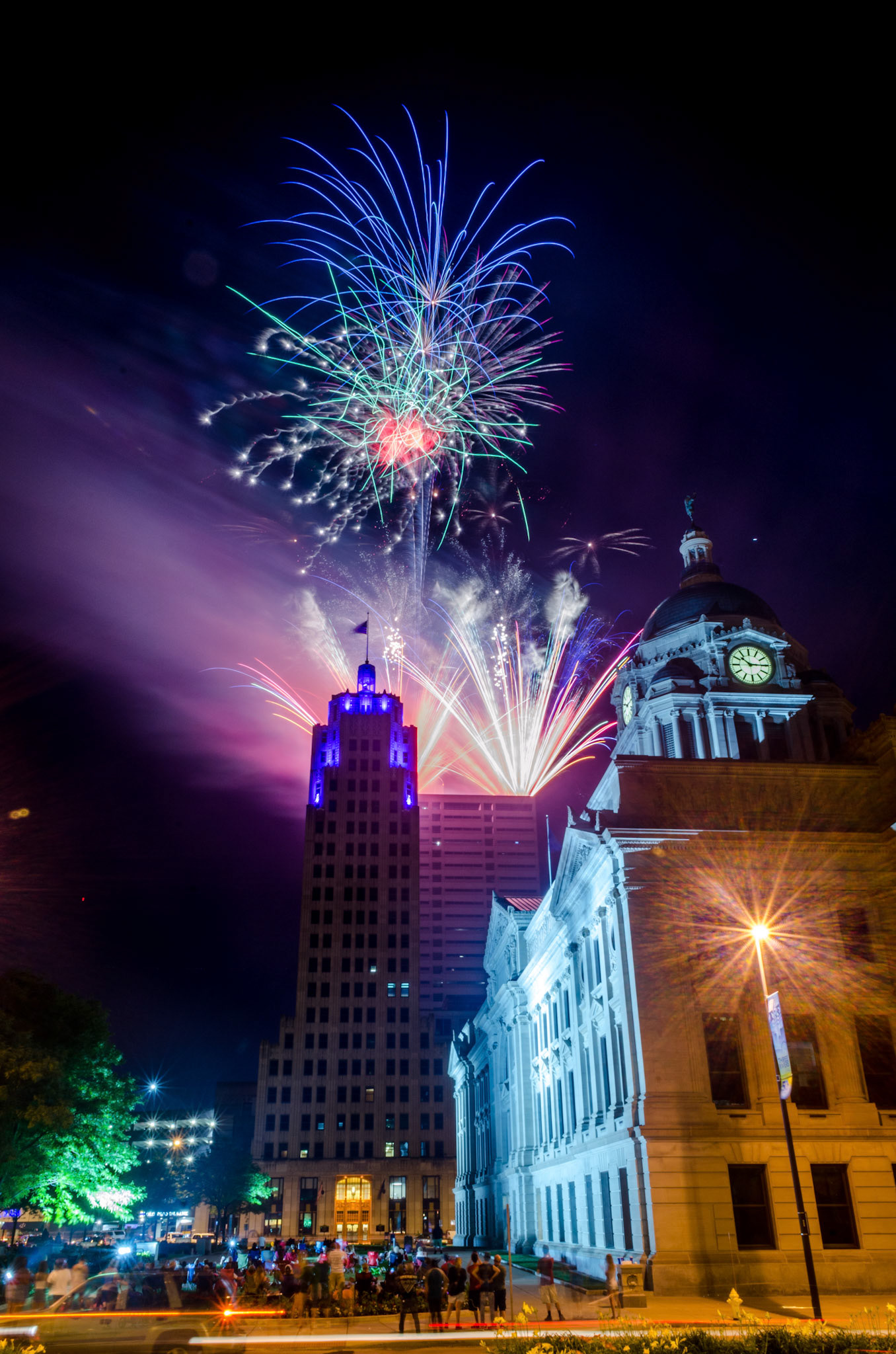 JPMMedia.com presents 2018 Fireworks show from downtown Fort Wayne by the Allen County Courthouse.
