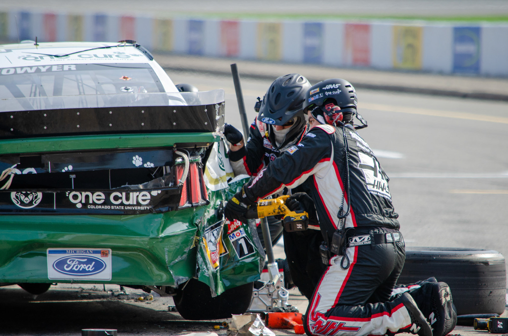 #jpmmedia #nascar #consumerenergy400 #puremichigan #mis #fortwaynephotog