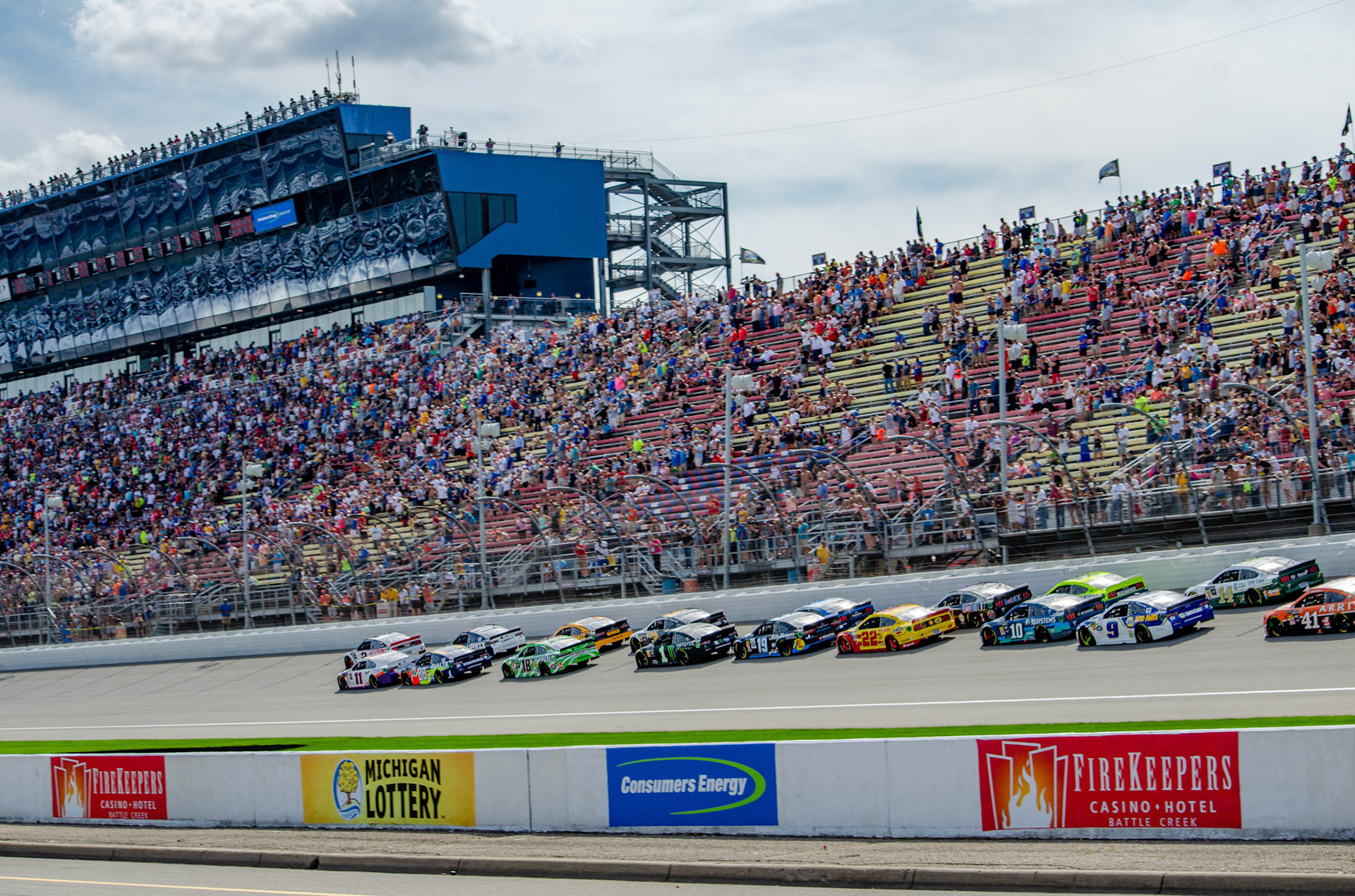 #jpmmedia #nascar #consumerenergy400 #puremichigan #mis #fortwaynephotog