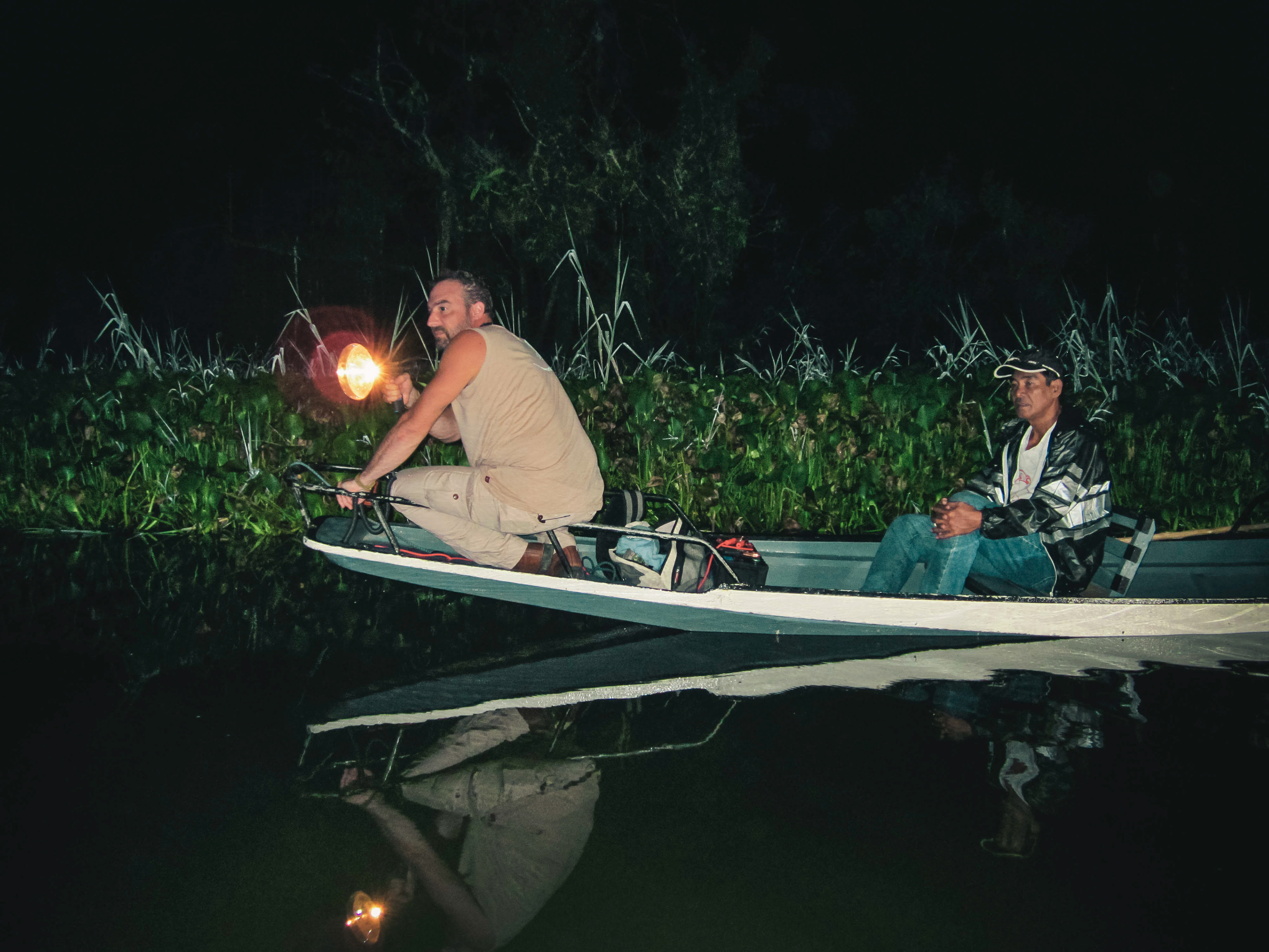 PHILIPPINES, PROSPECTION NOCTURNE AU PHARE ©ISABELLE COULON