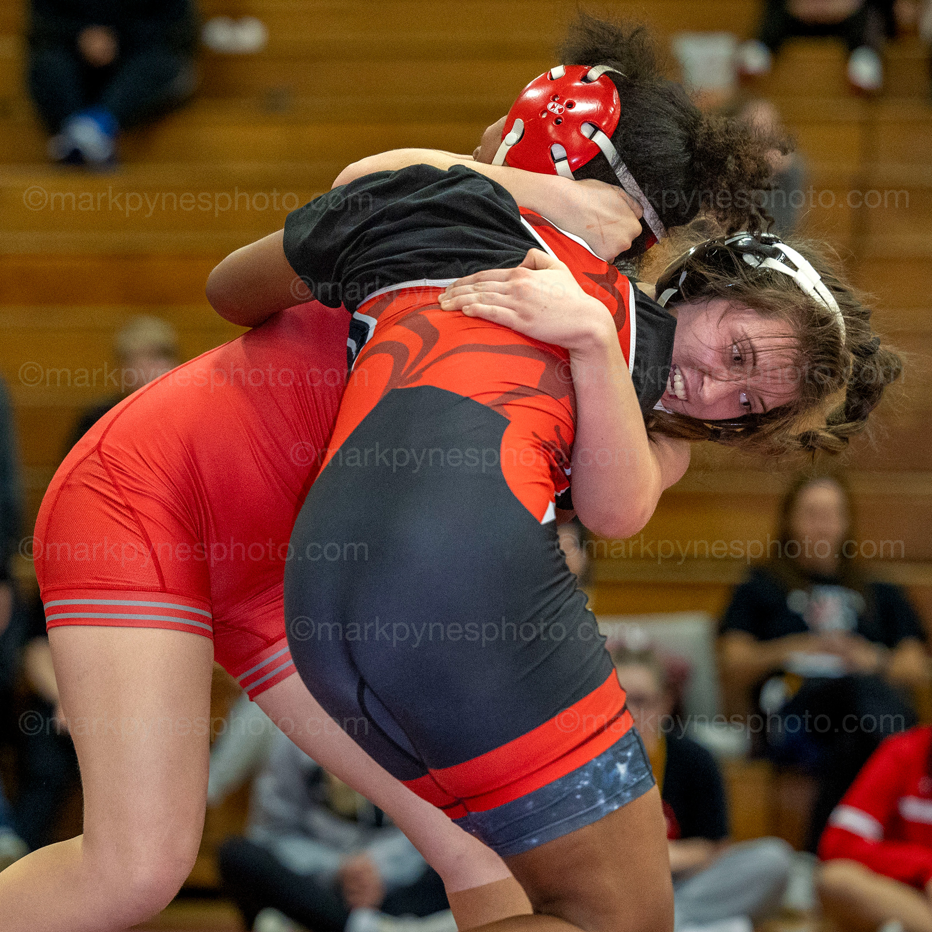 Natalie Deutsch, Parkland, ties up with J.P. McCaskey’s Kashmere Aguilera in the 155-pound final.