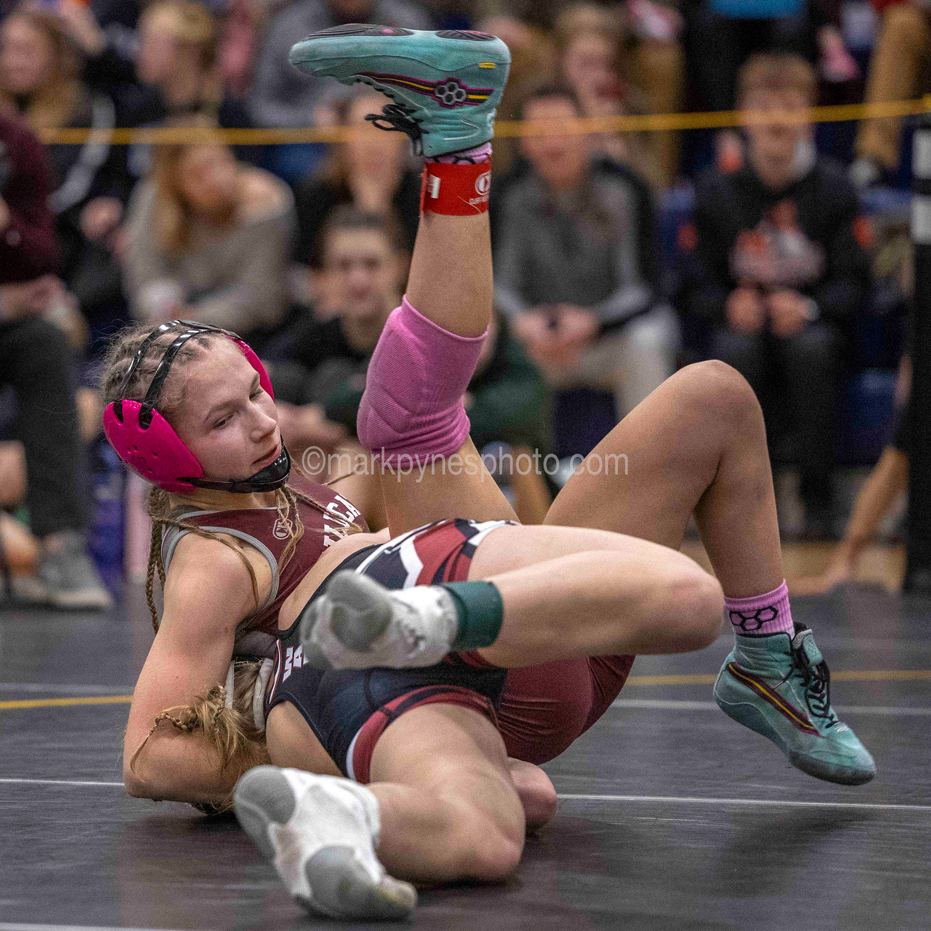 Alexis Pancoast, Mechanicsburg, scrambles against Taylor Keckler, Gettysburg, in the 106-pound final, on the way to a 5:12 pin.
