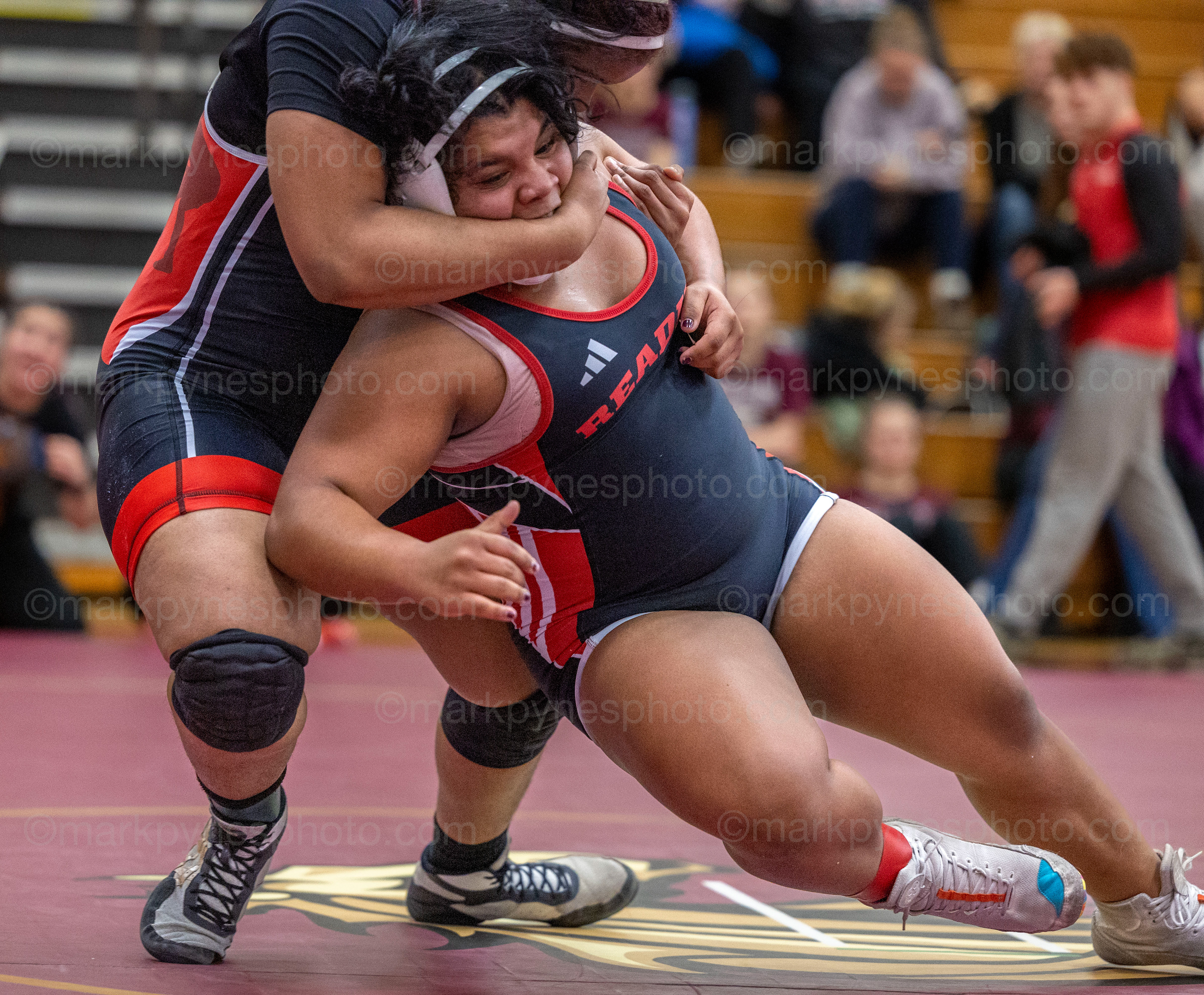 Jurelys Peguero del Rosario, J.P. McCaskey, takes down Reading’s Esmeralda Tellez, on the way to a 4:37 pin in the 190-pound final.