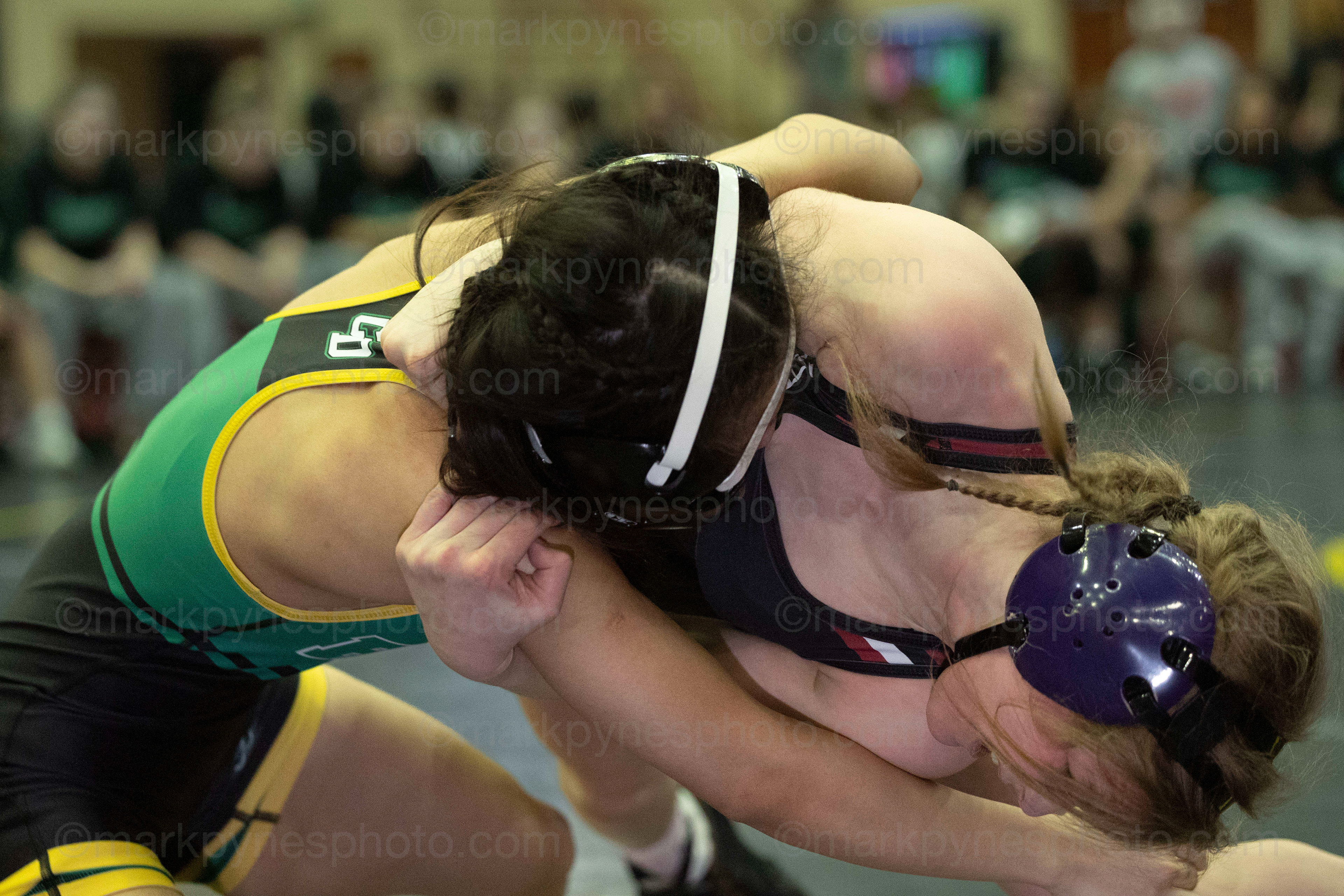 Brooklyn Henry, Gettysburg, right, wins by tech. fall, 20-2, over Central Dauphin’s Roshna Rai.