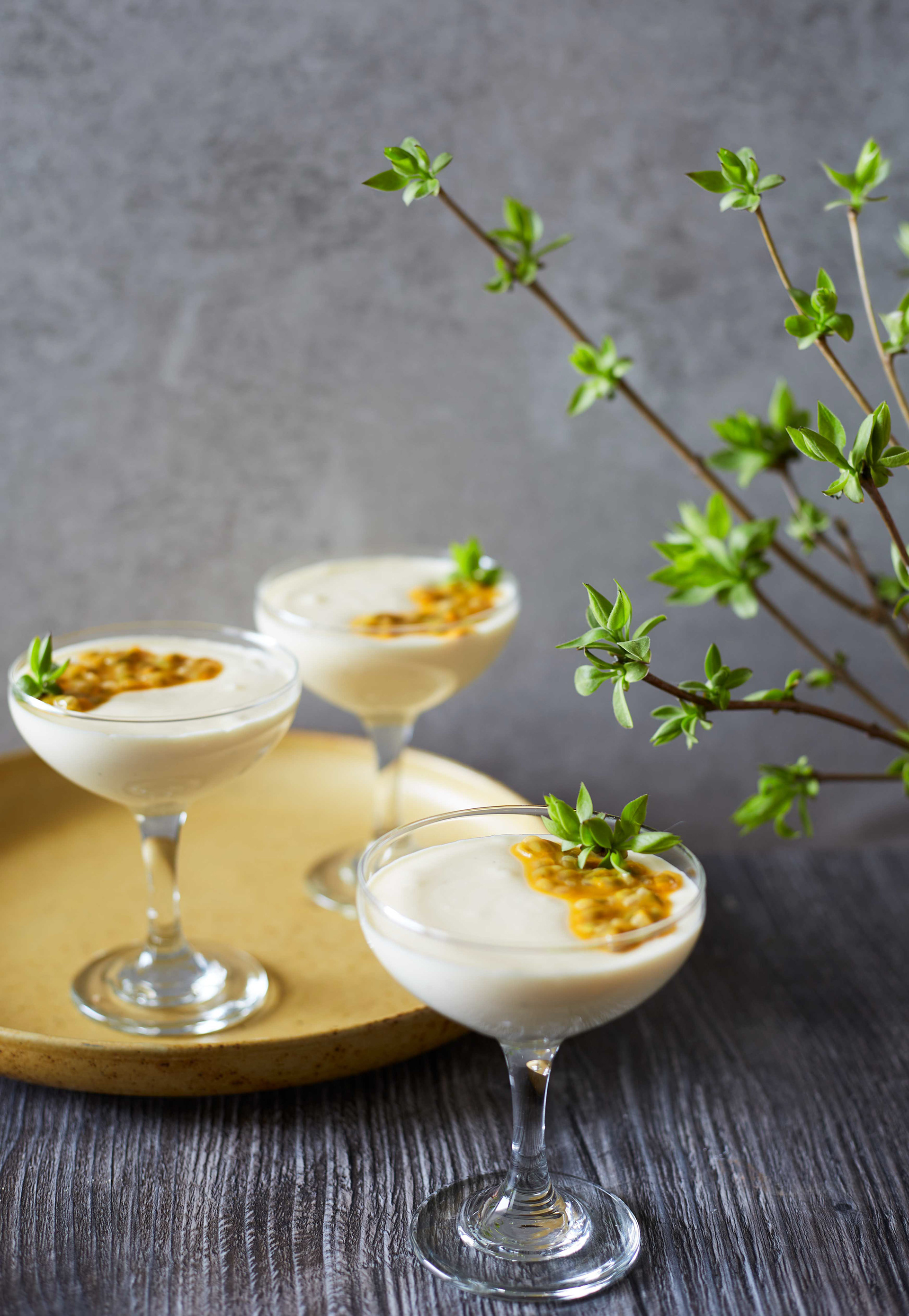 Jälkiruokaa shampanjalaseissa