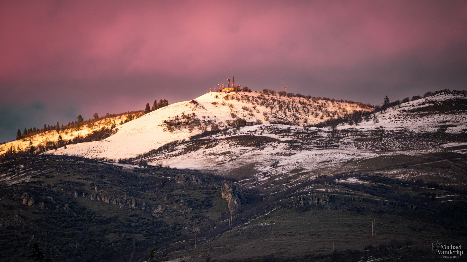Hillside view from the Bear Creek Greenway near Talent, Oregon.