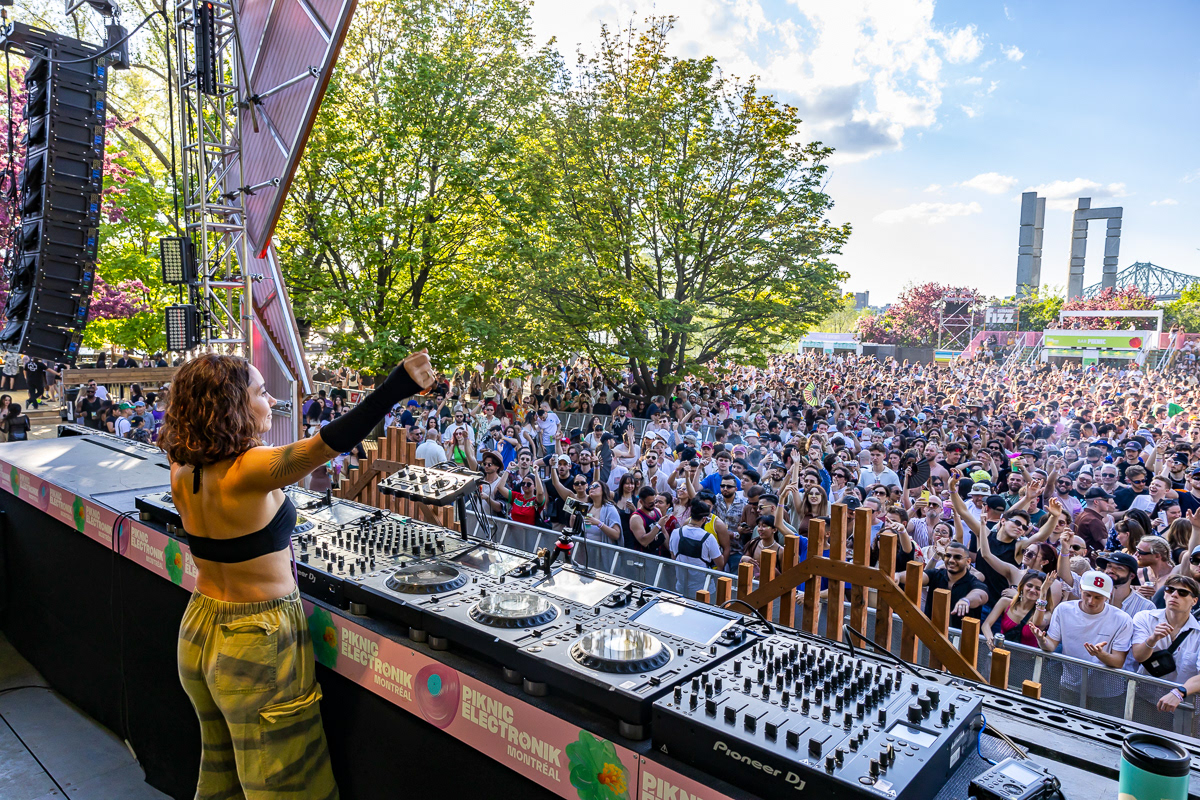 Elif @ Piknic Electronik