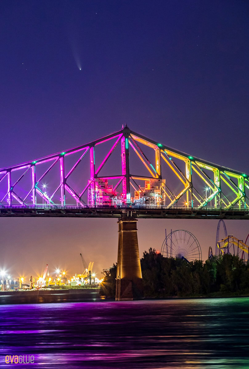 Comet NEOWISE over the Jacques Cartier Bridge