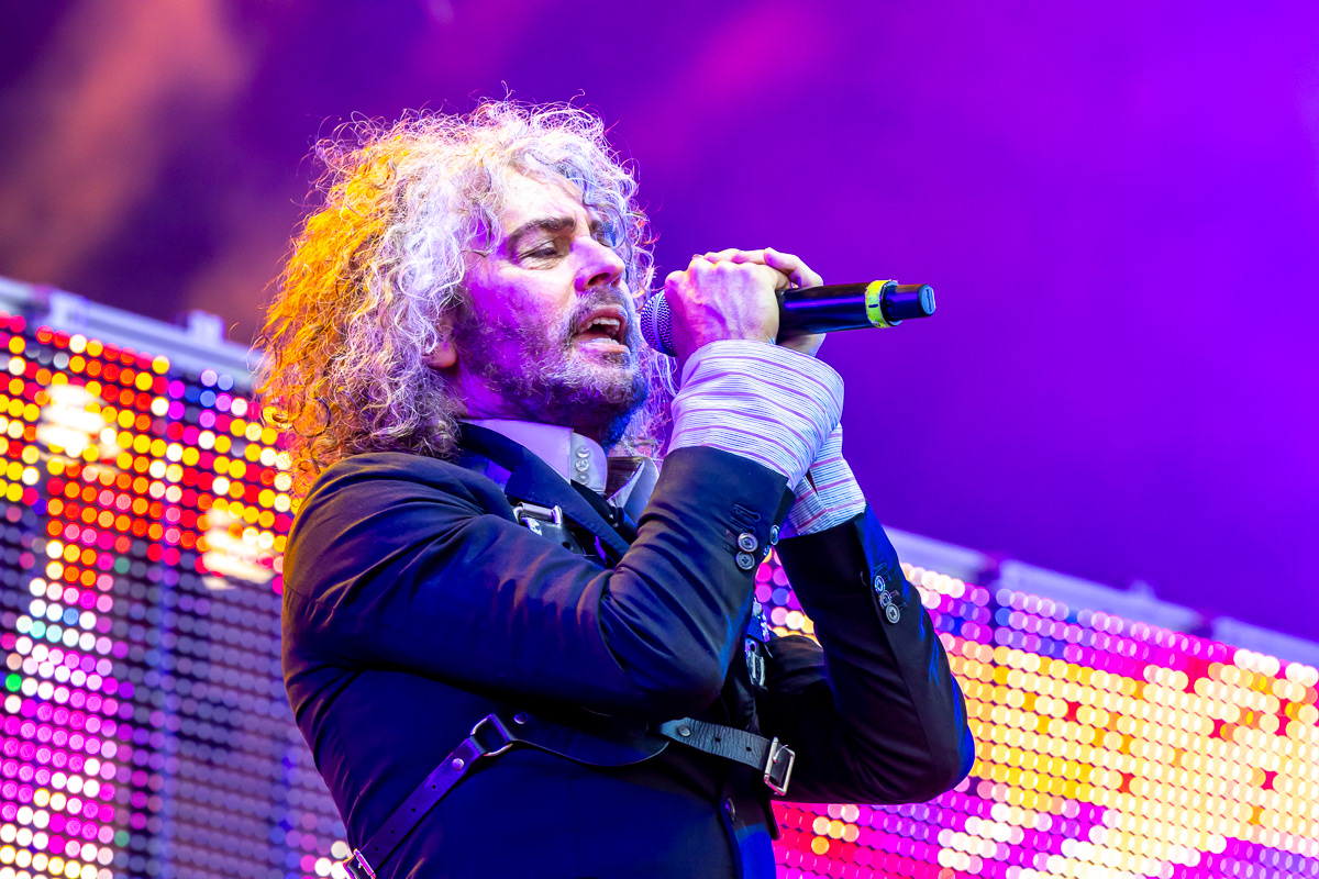 Flaming Flips @ Osheaga