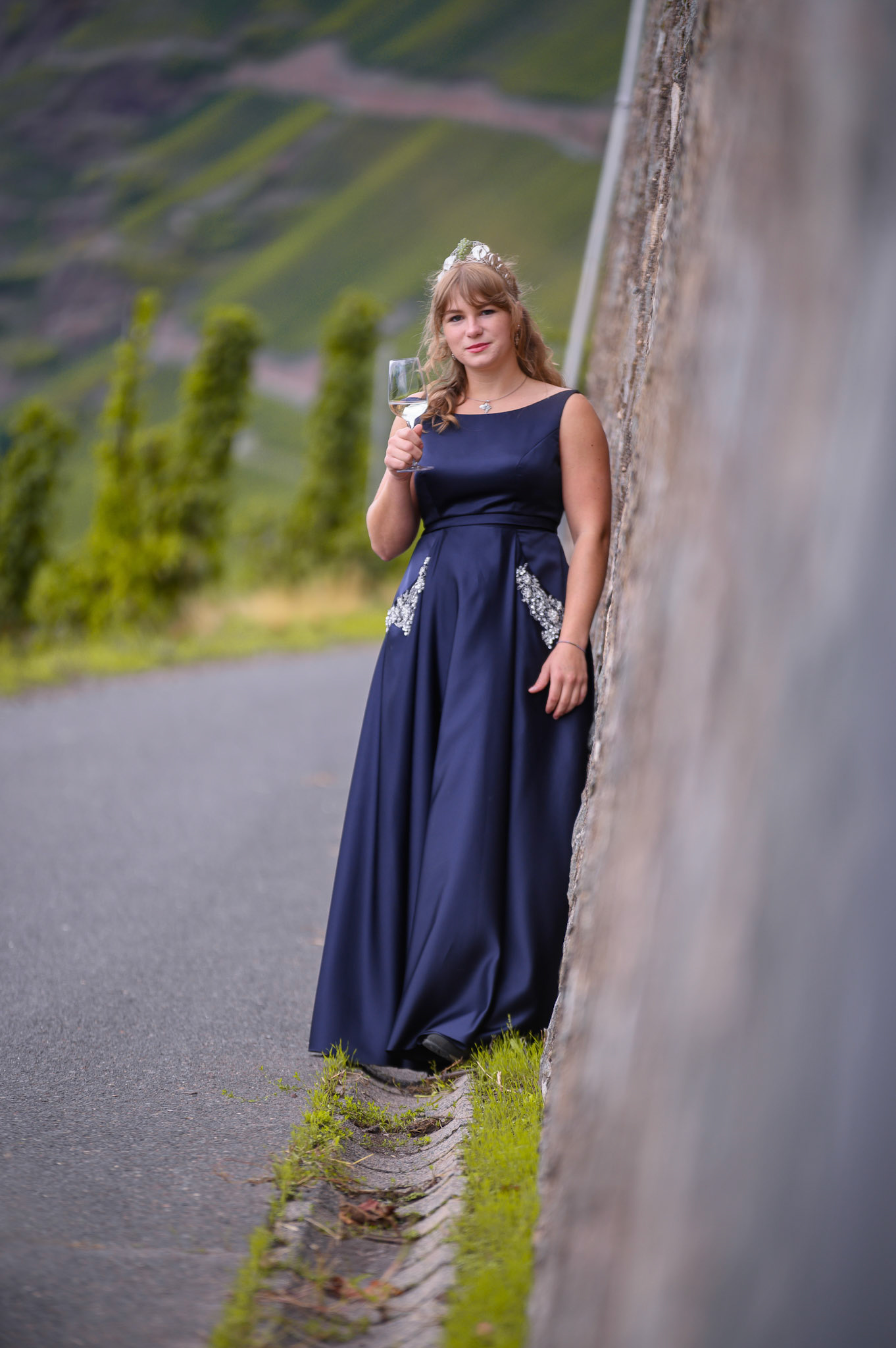 WEINKÖNIGIN LÖSNICH