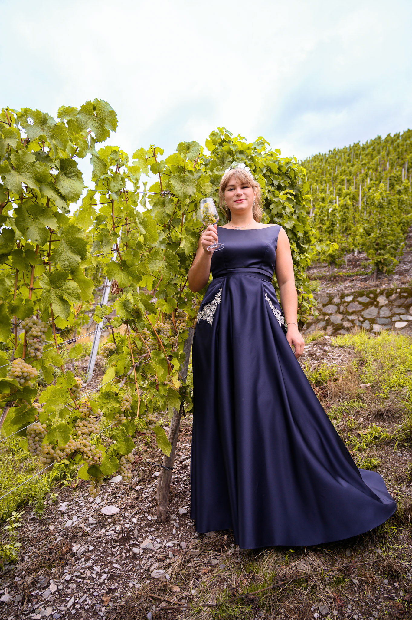 WEINKÖNIGIN LÖSNICH