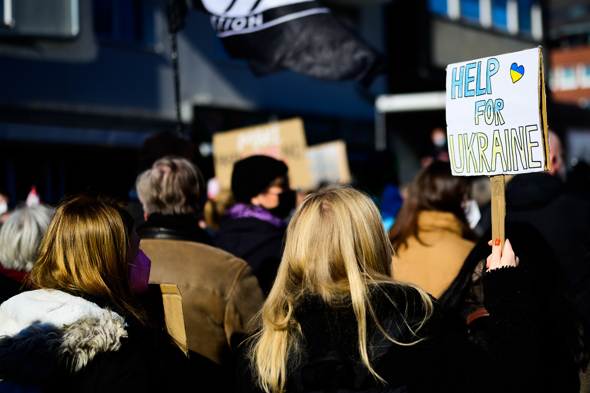 28.02.2022, Köln,  Rosenmontags-Friedensdemo