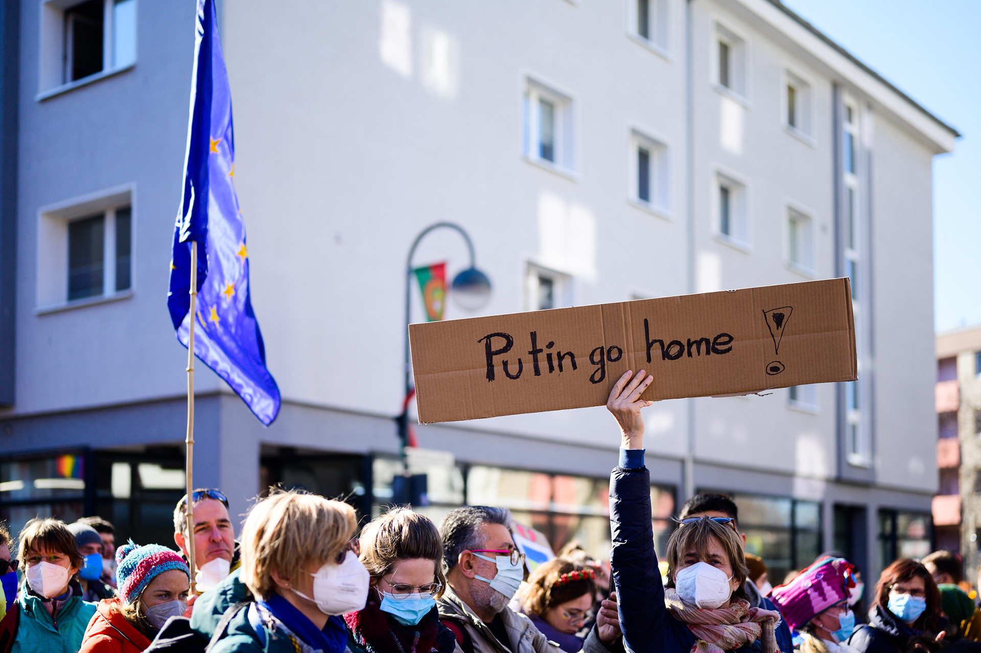 28.02.2022, Köln,  Rosenmontags-Friedensdemo