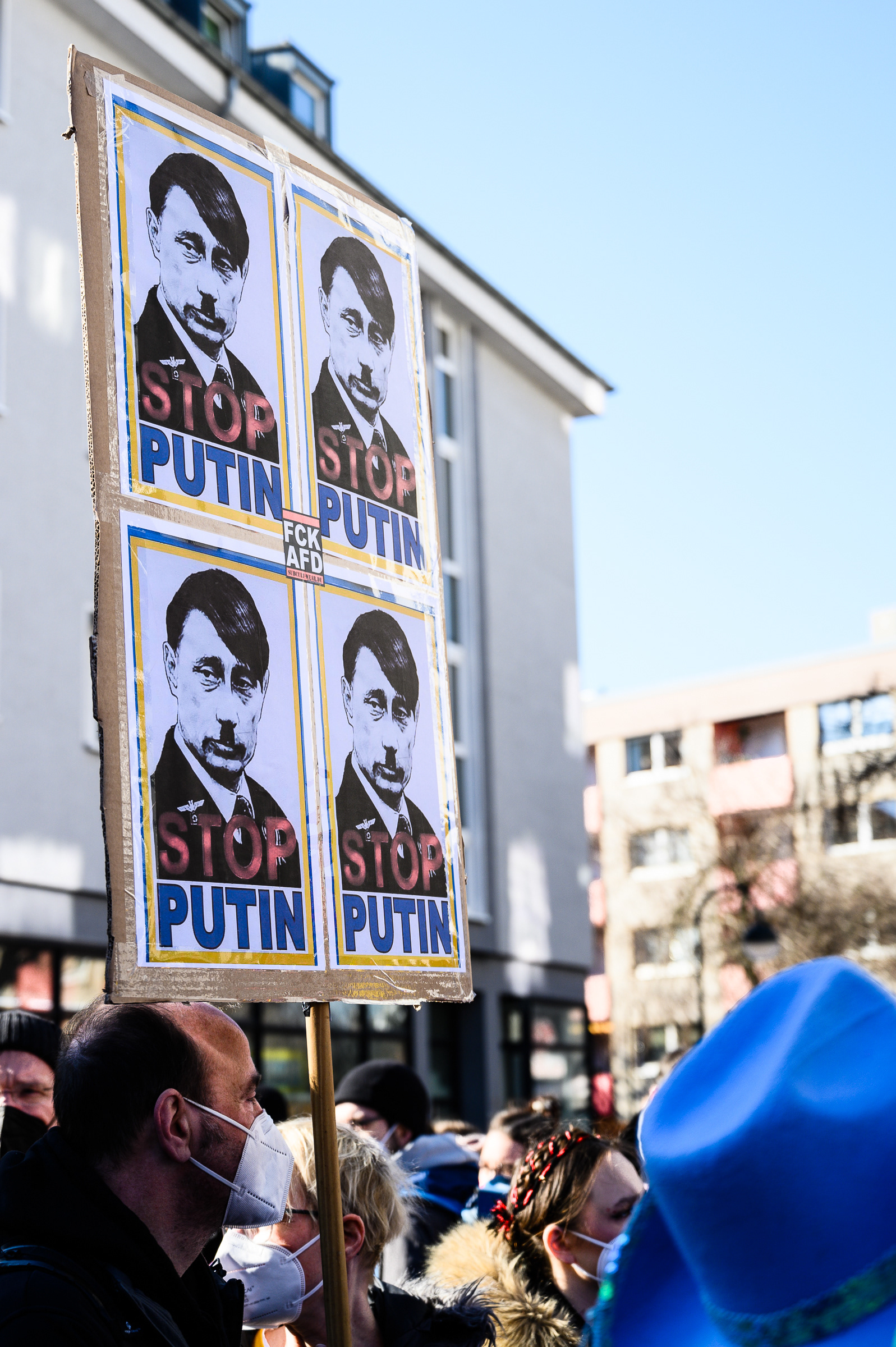 28.02.2022, Köln,  Rosenmontags-Friedensdemo