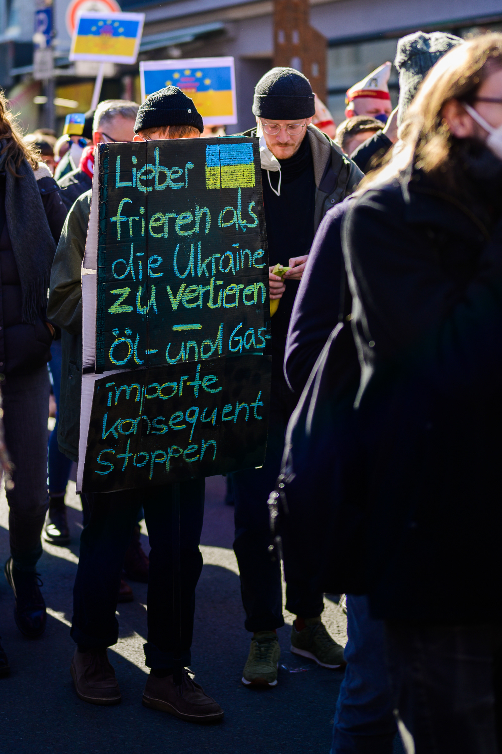 28.02.2022, Köln,  Rosenmontags-Friedensdemo