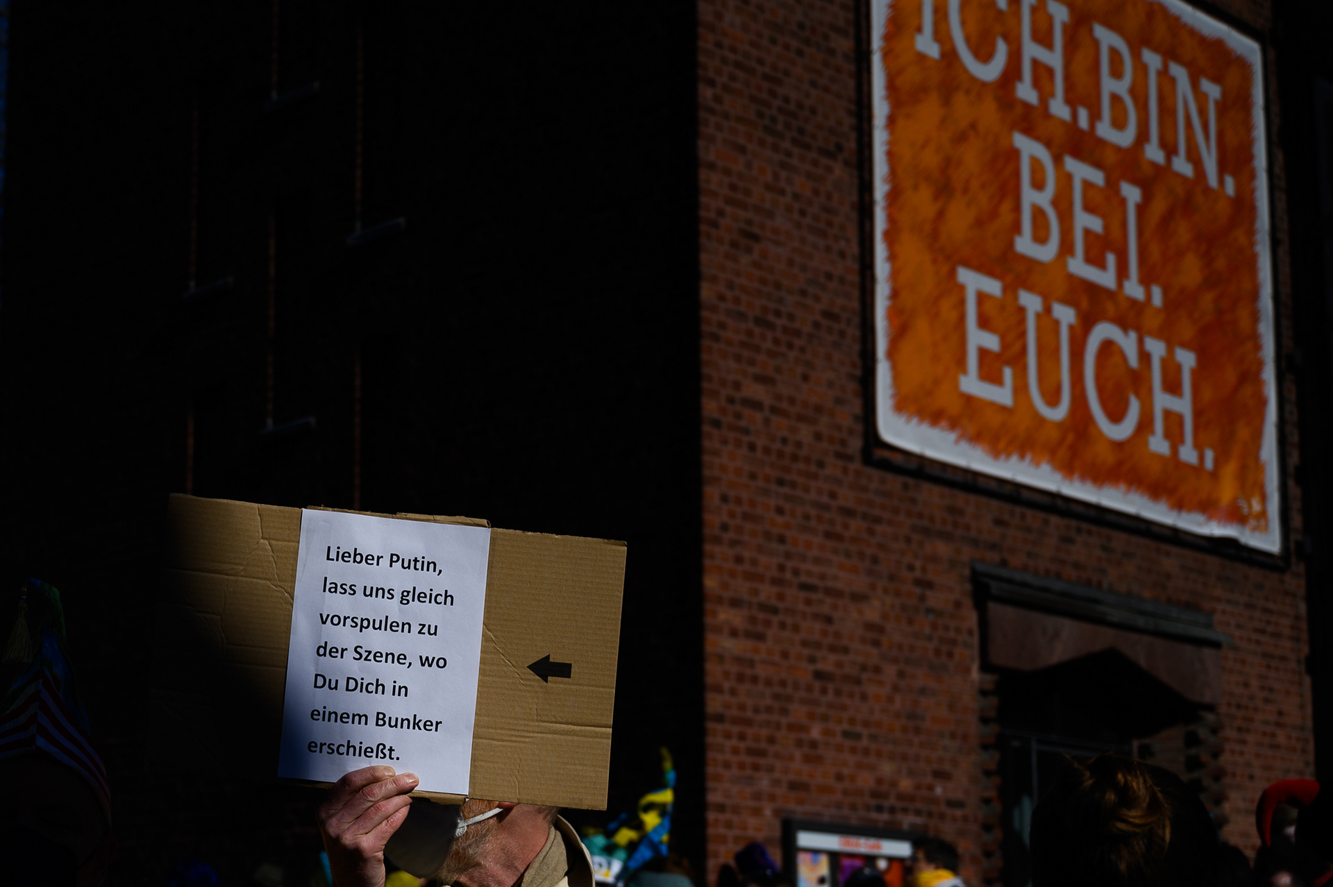 28.02.2022, Köln,  Rosenmontags-Friedensdemo