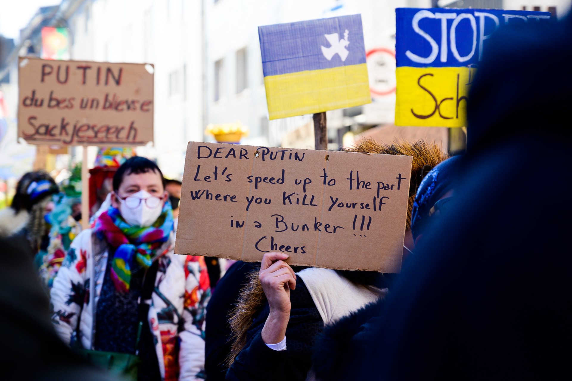 28.02.2022, Köln,  Rosenmontags-Friedensdemo