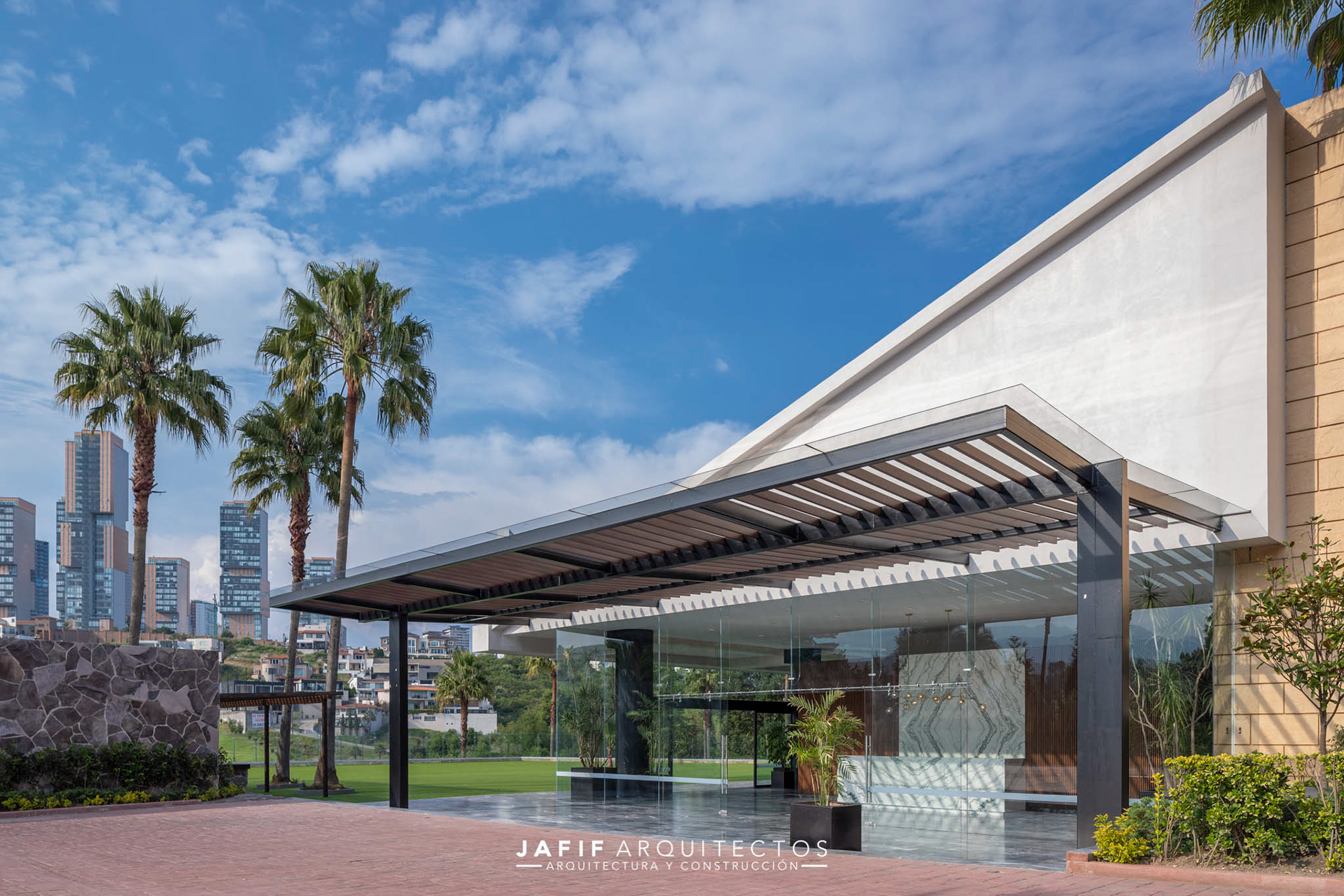 Jafif Arquitectos - Casa Club Bosque Real