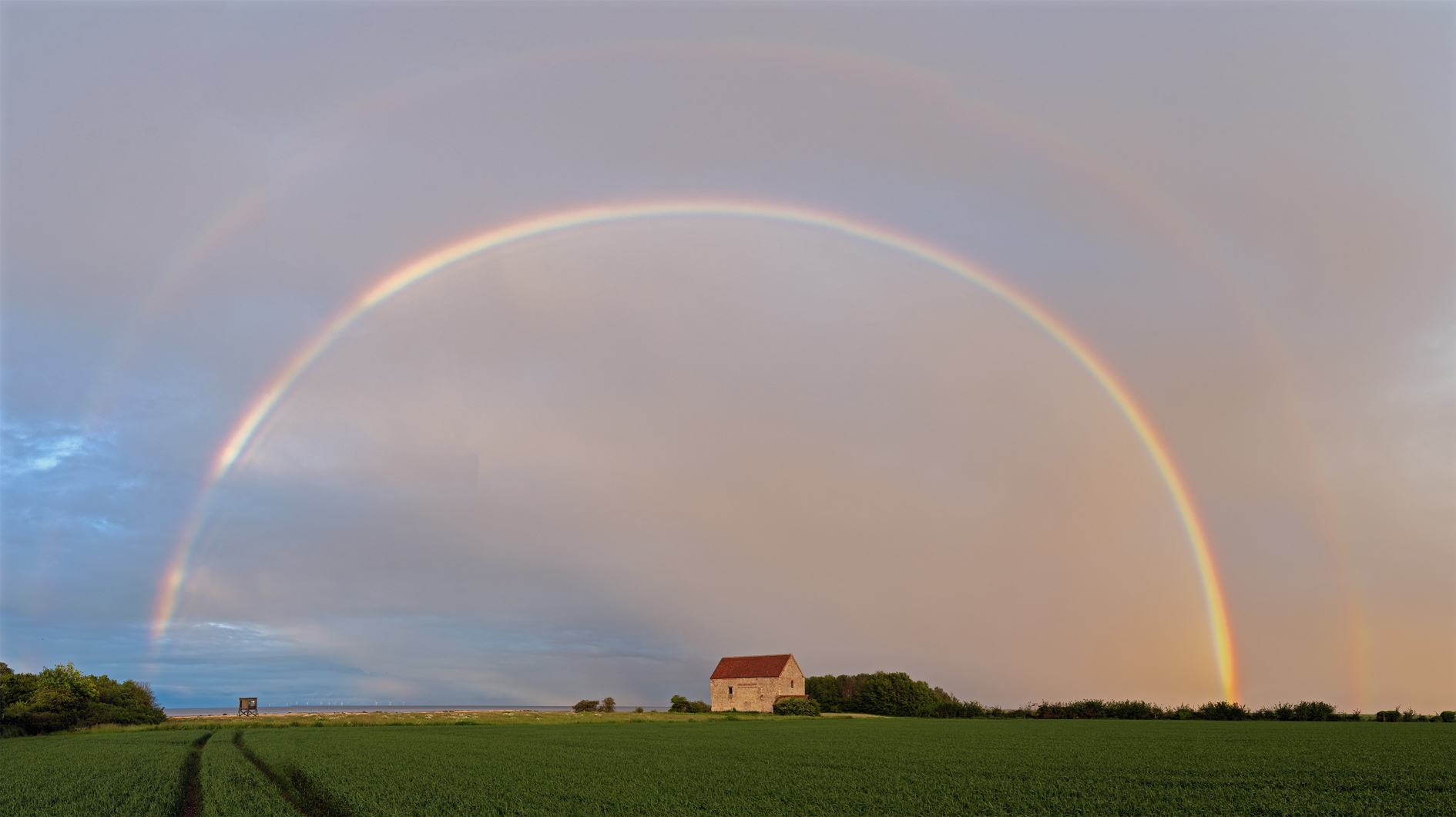 bradwell on sea church double rainbow