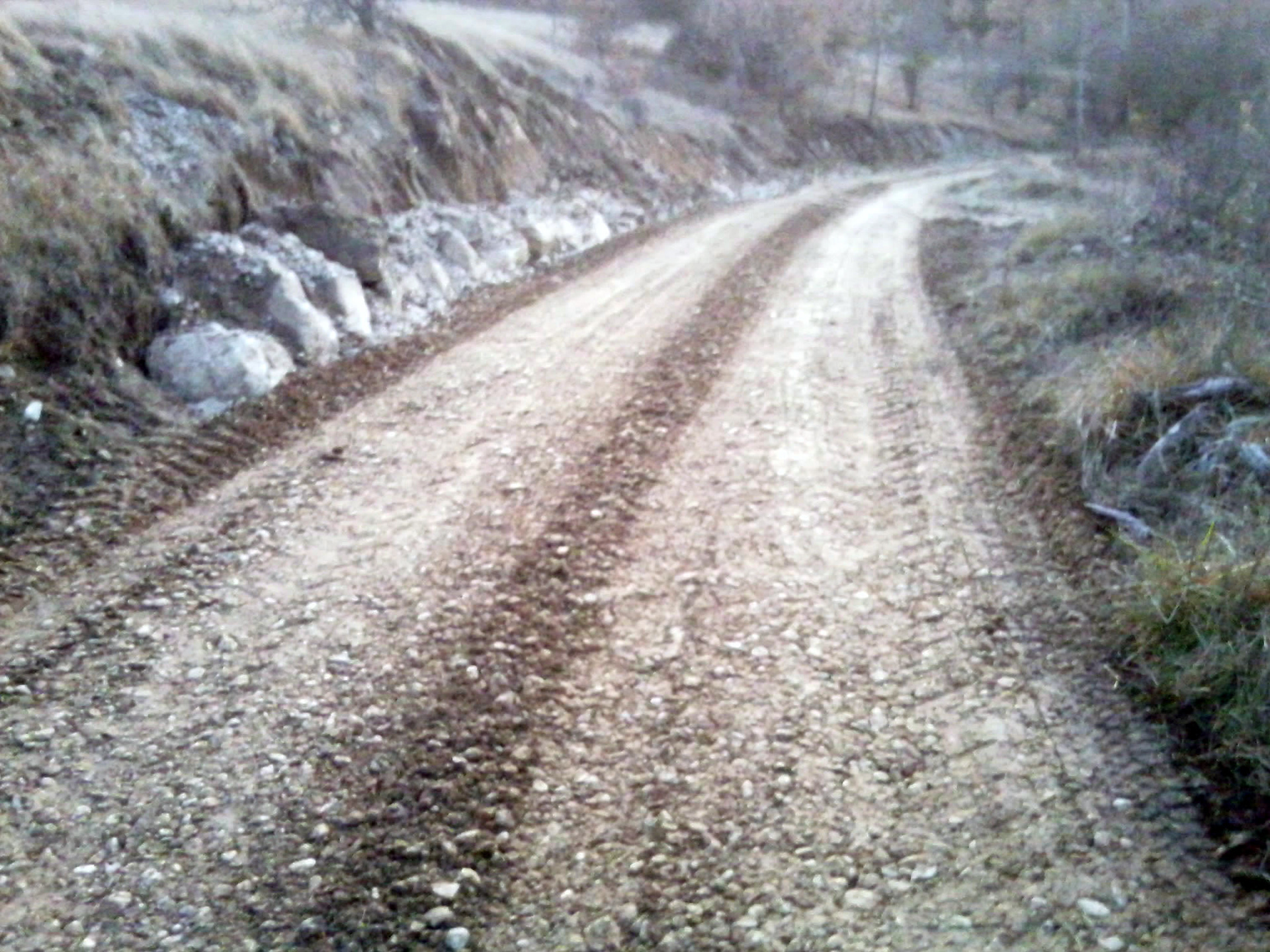 En 2011, création d'un drain et d'un enrochement en accotement chemin de la Combe