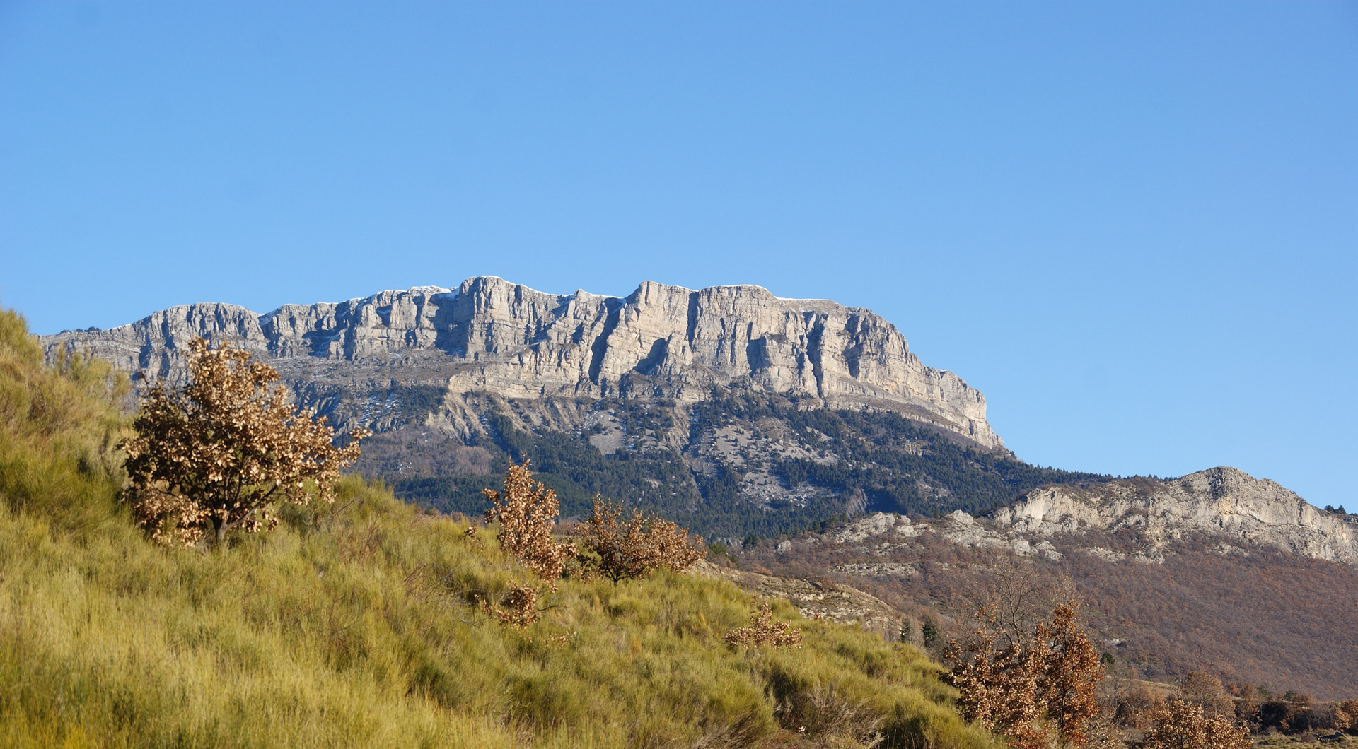 Crête et barre de Géruen et la roche de Brigands