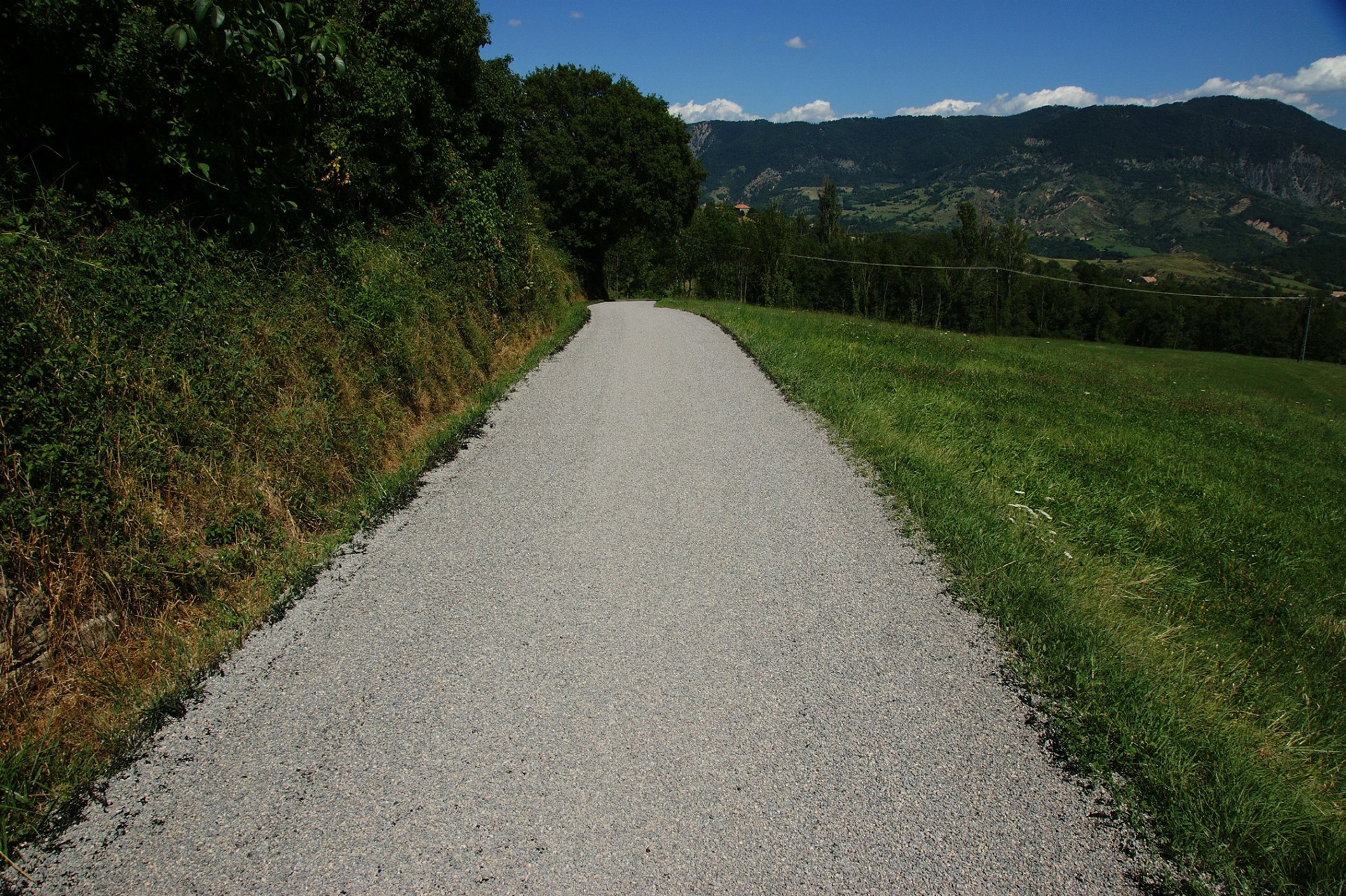 2013, RD17  vers hameau du Castellard