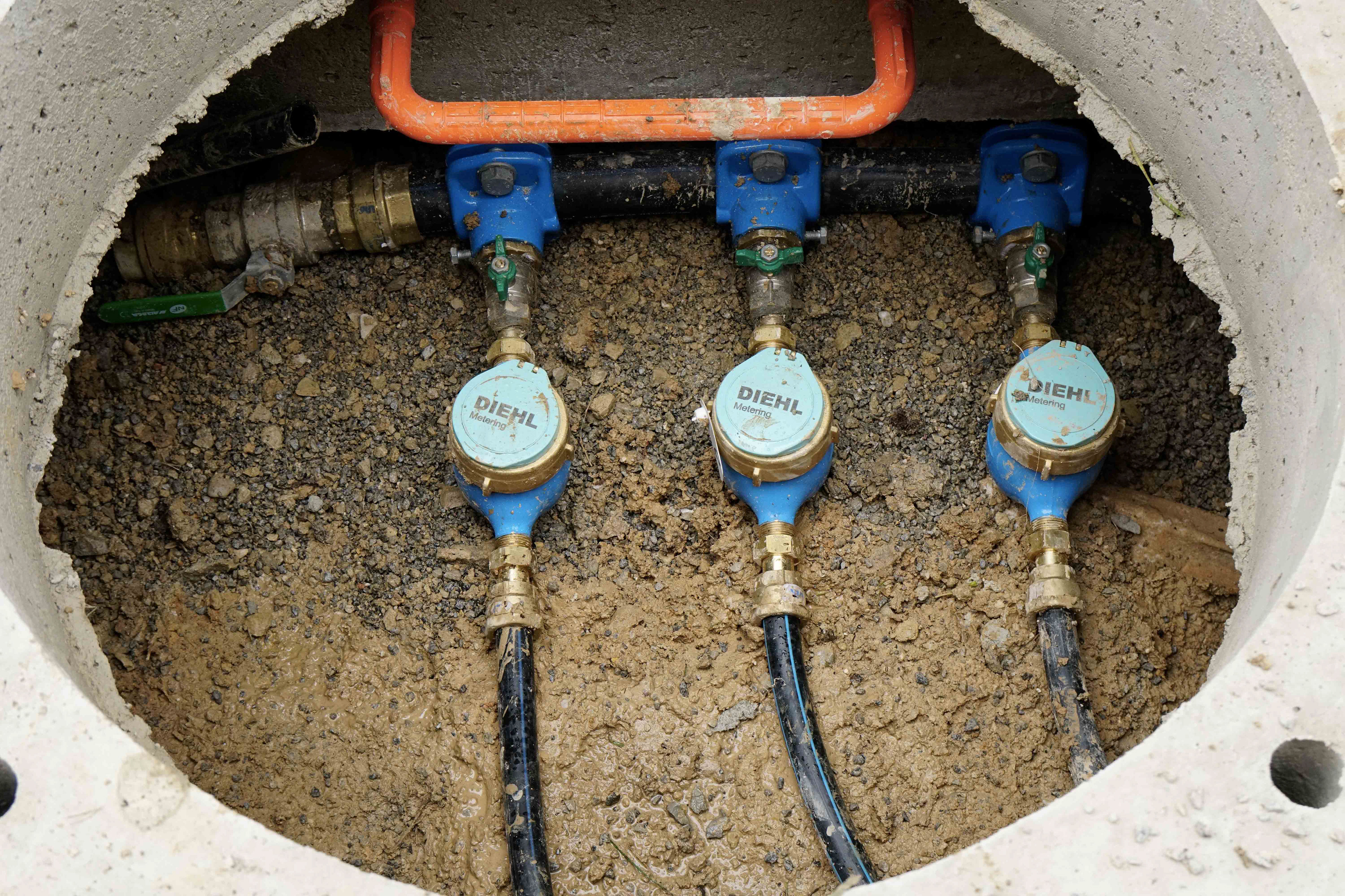 Branchements centralisés pour trois maisons à Fontbarlière