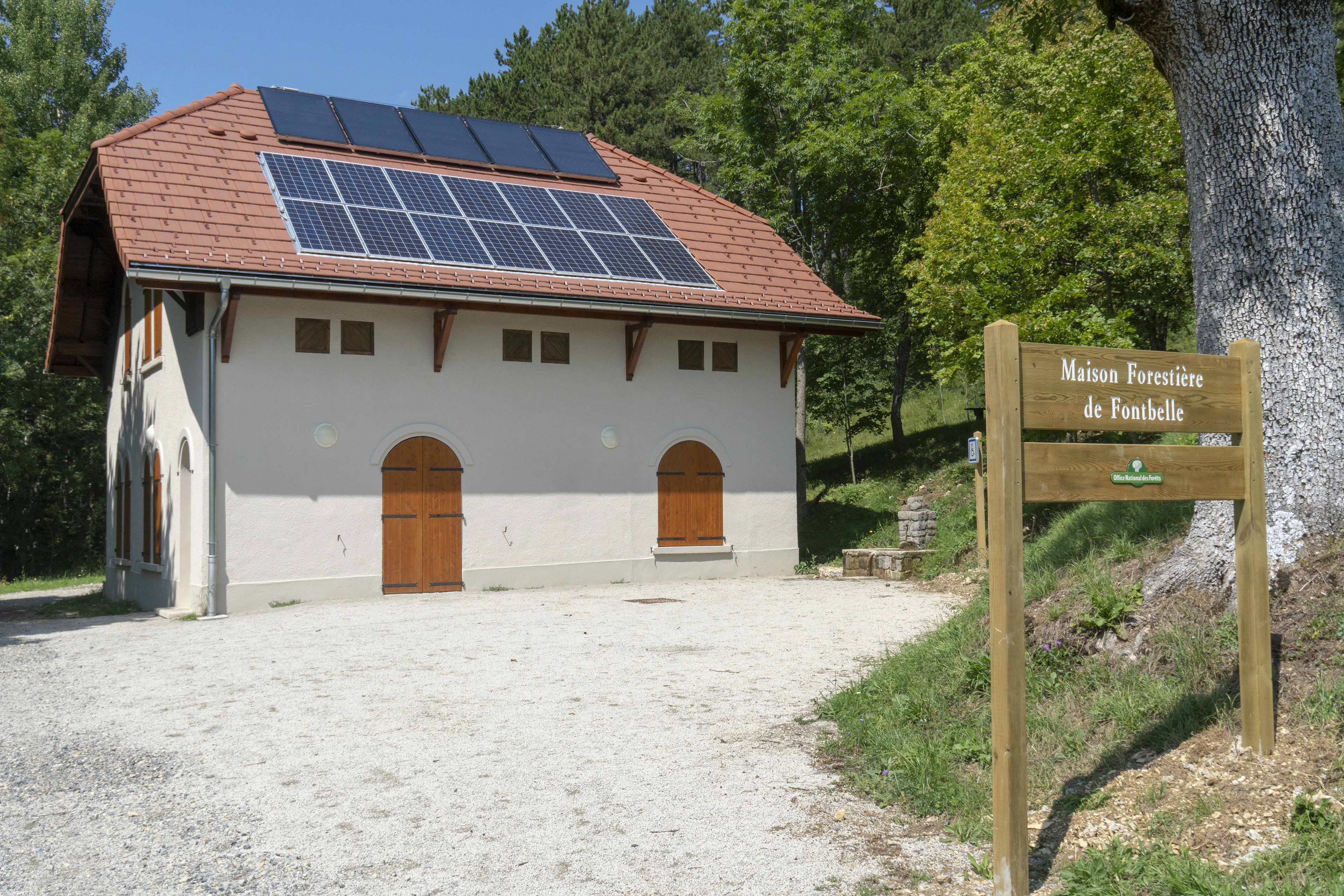 Gîtes ONF Retrouvances créé dans le cadre d'un Tour des Monges en 5 jours, désormais géré par les Gîtes de France à Digne les Bains :