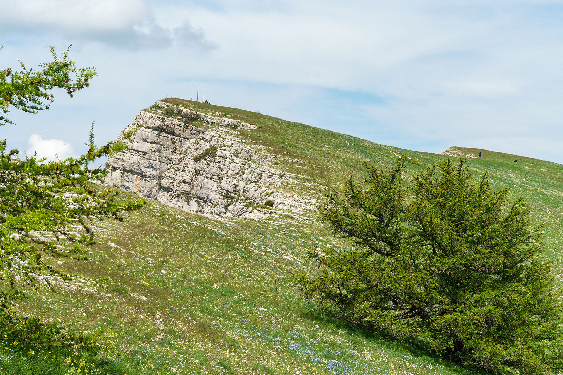 Sommet de Géruen (1 880m)