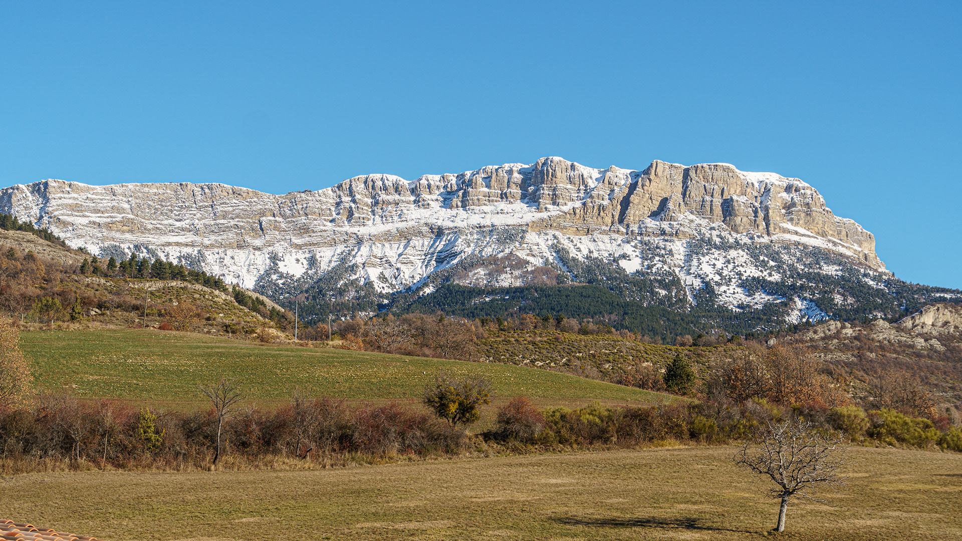 Crête et falaise de Géruen