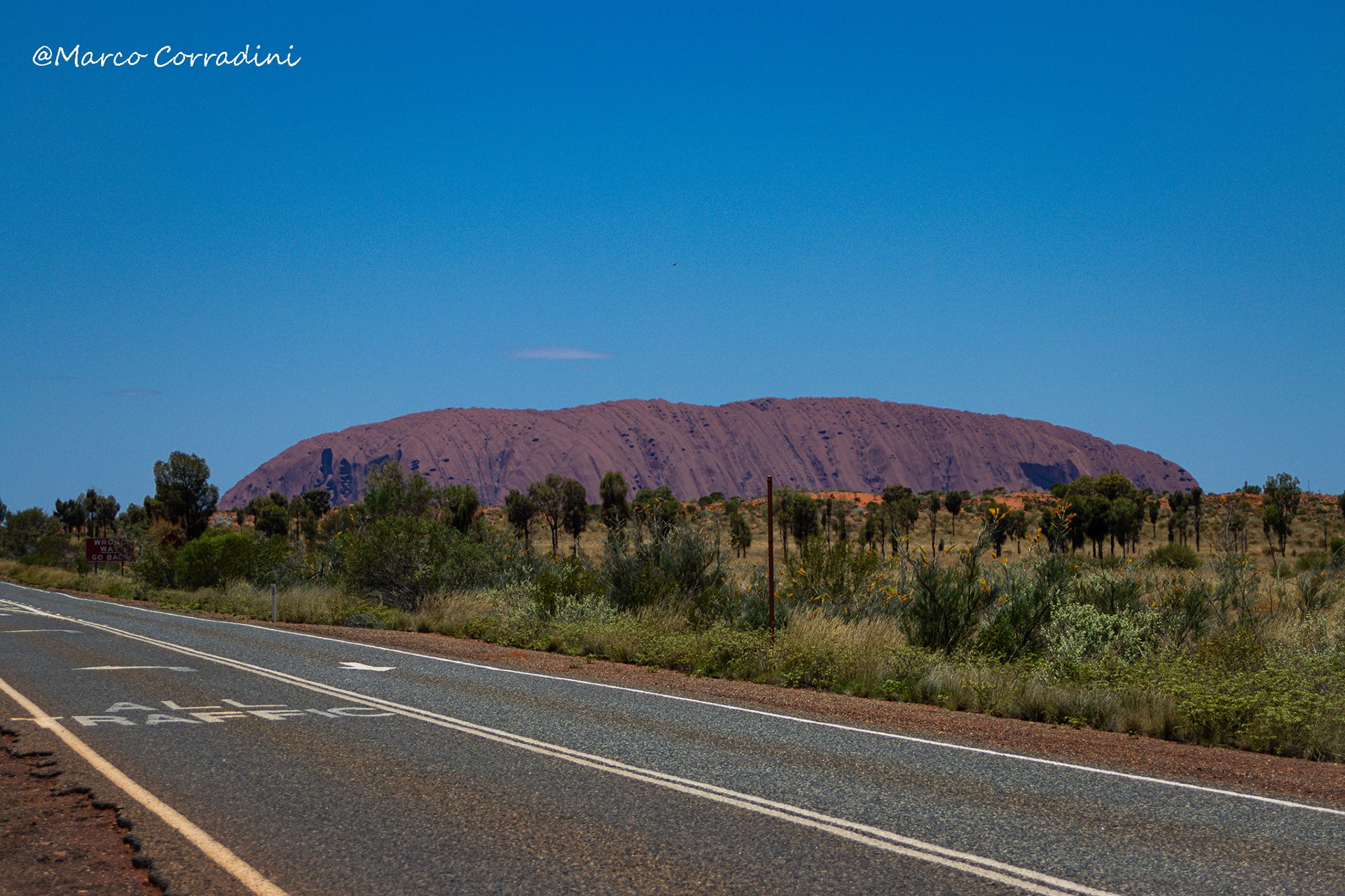 Uluru, view from the road